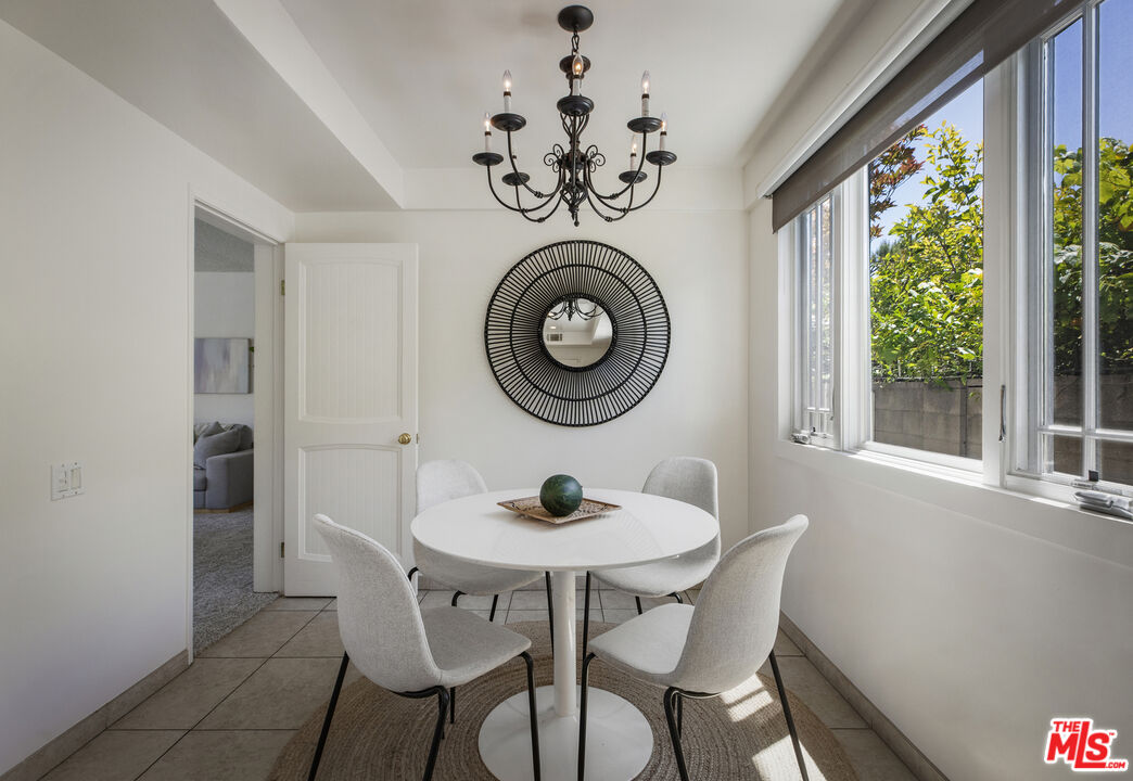 Los Angeles, California, 90027, United States, 4 Bedrooms Bedrooms, ,4 BathroomsBathrooms,Residential,For Sale,1918176