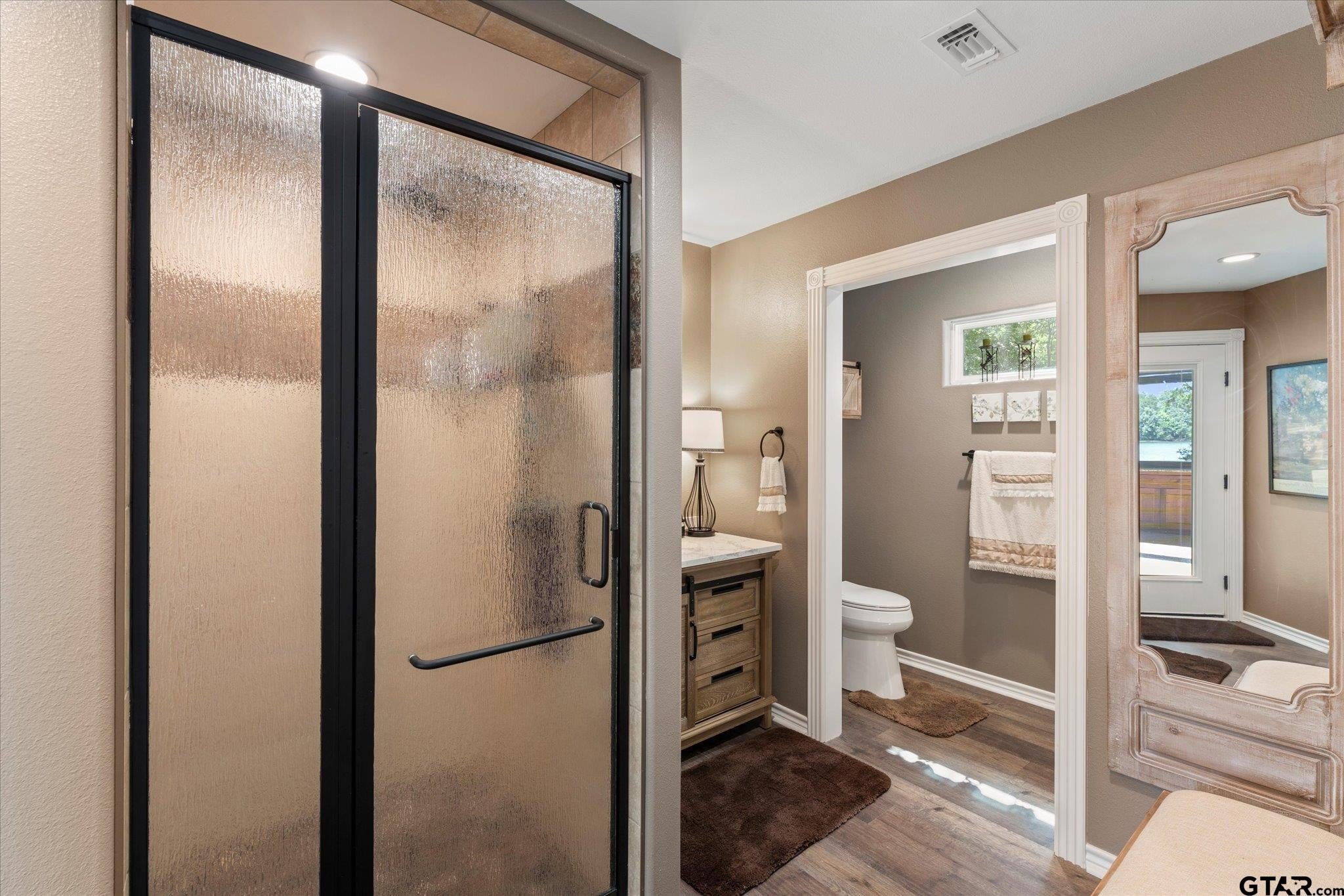 Pittsburg, Texas, 75686, United States, 4 Bedrooms Bedrooms, ,4 BathroomsBathrooms,Residential,For Sale,1983257