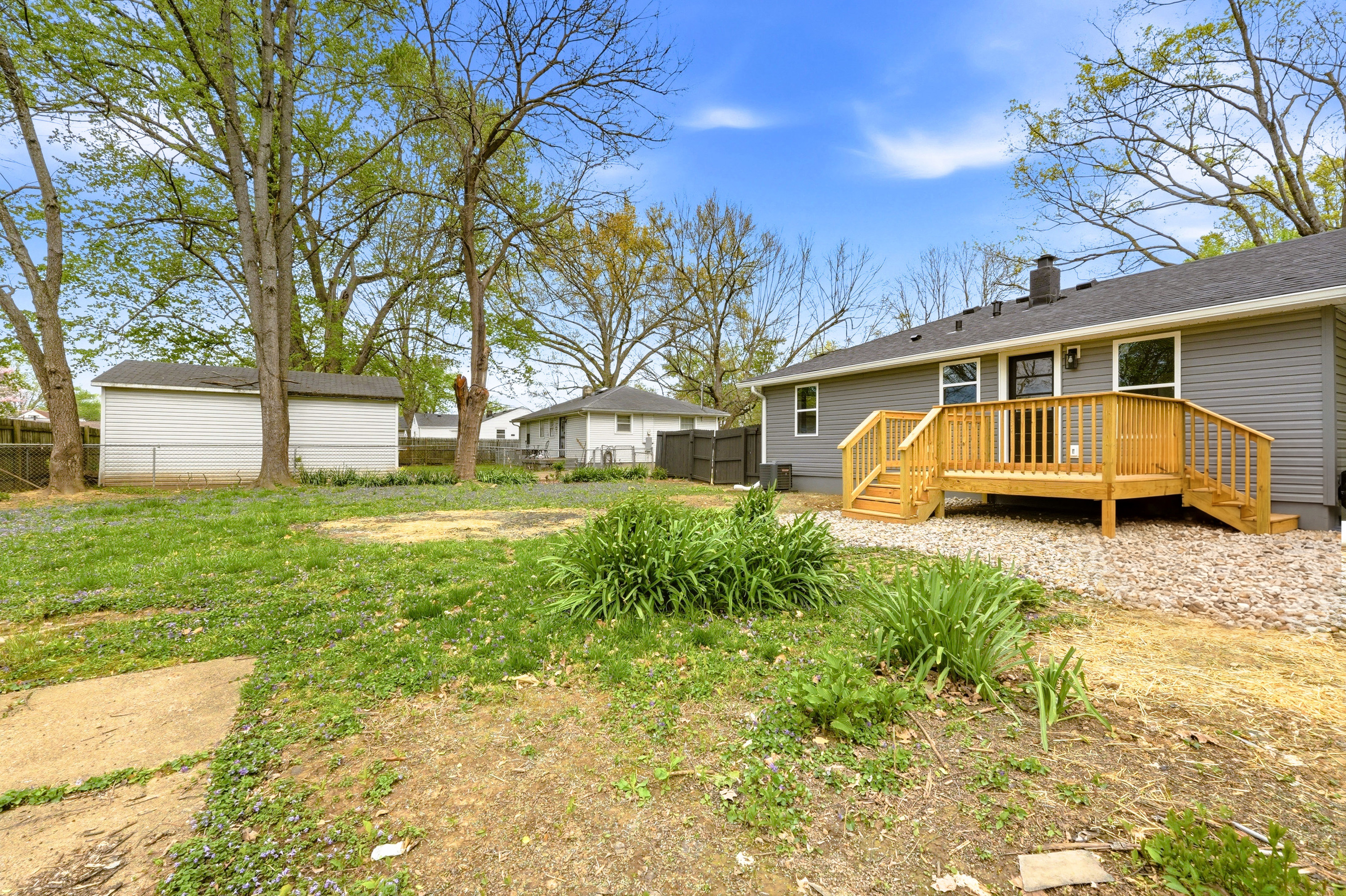  2706 Pioneer Road, Louisville, KY 40216 - 物件實景