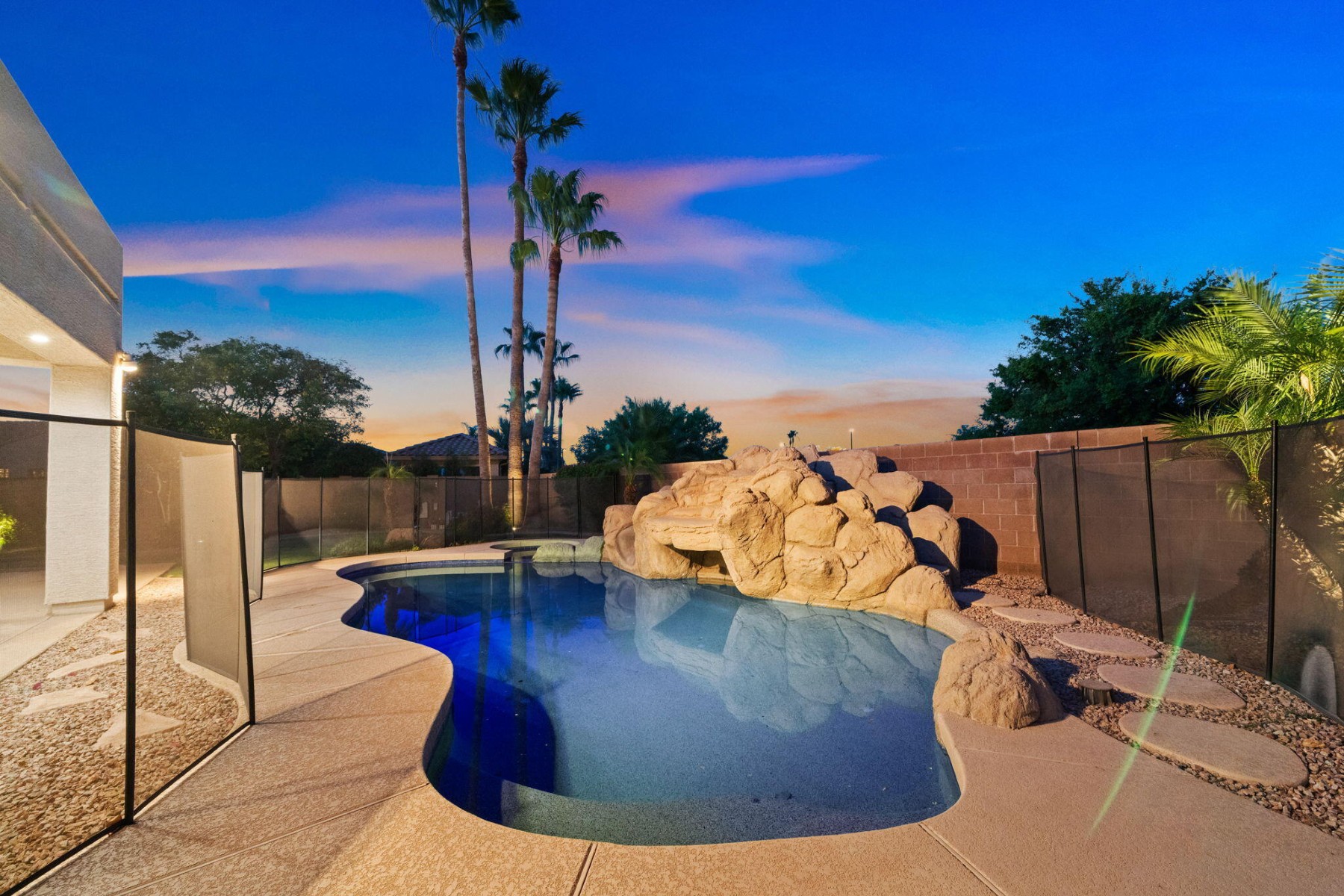  2517 S Constellation Way  Gilbert, AZ - 物件實景