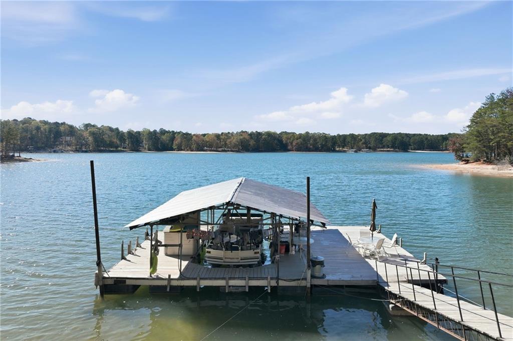 Buford, Georgia, 30518, United States, 4 Bedrooms Bedrooms, ,4 BathroomsBathrooms,Residential,For Sale,1986325