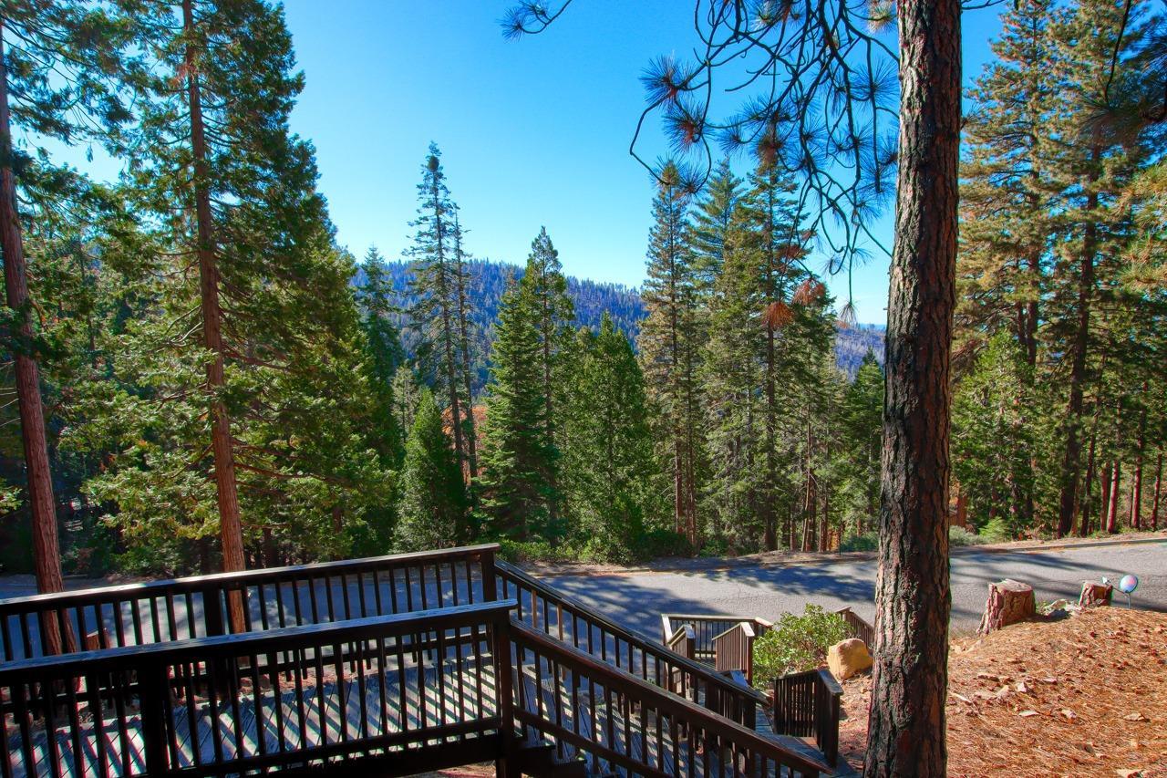 7466 Yosemite Park Way, Yosemite, California, 95389, United States, 3 Bedrooms Bedrooms, ,3 BathroomsBathrooms,Residential,For Sale,7466 Yosemite Park Way,1408920