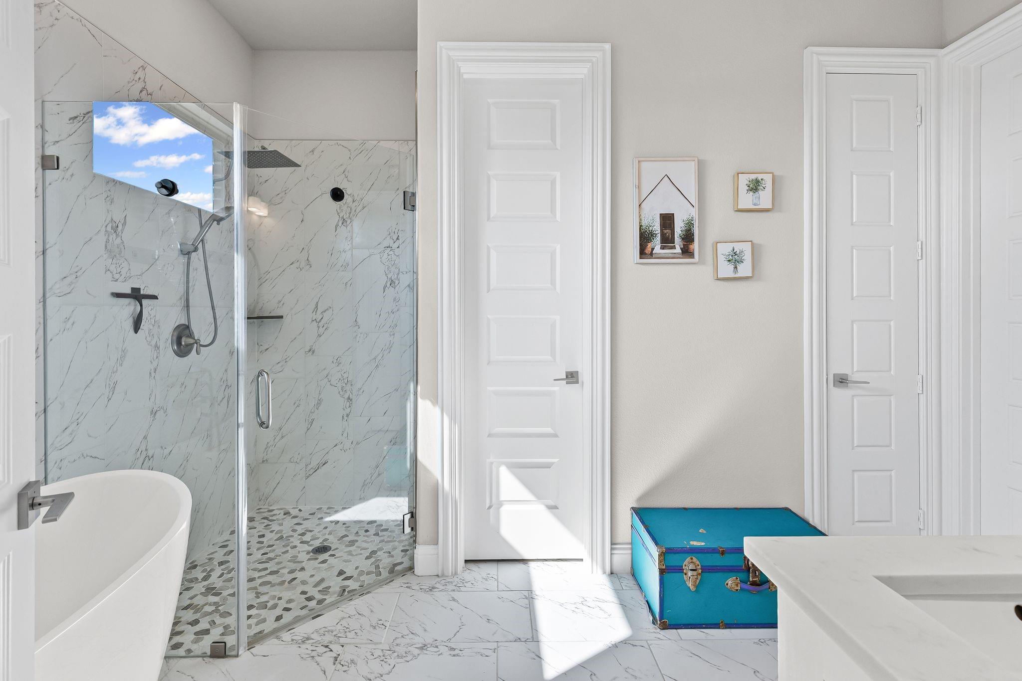 Leonard, Texas, 75452, United States, 4 Bedrooms Bedrooms, ,3 BathroomsBathrooms,Residential,For Sale,1980079