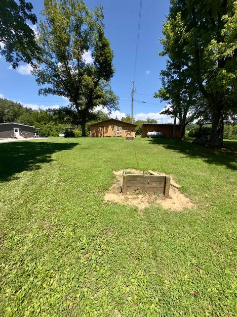 Albany, Kentucky, 42602, United States, 4 Bedrooms Bedrooms, ,2 BathroomsBathrooms,Residential,For Sale,1905722