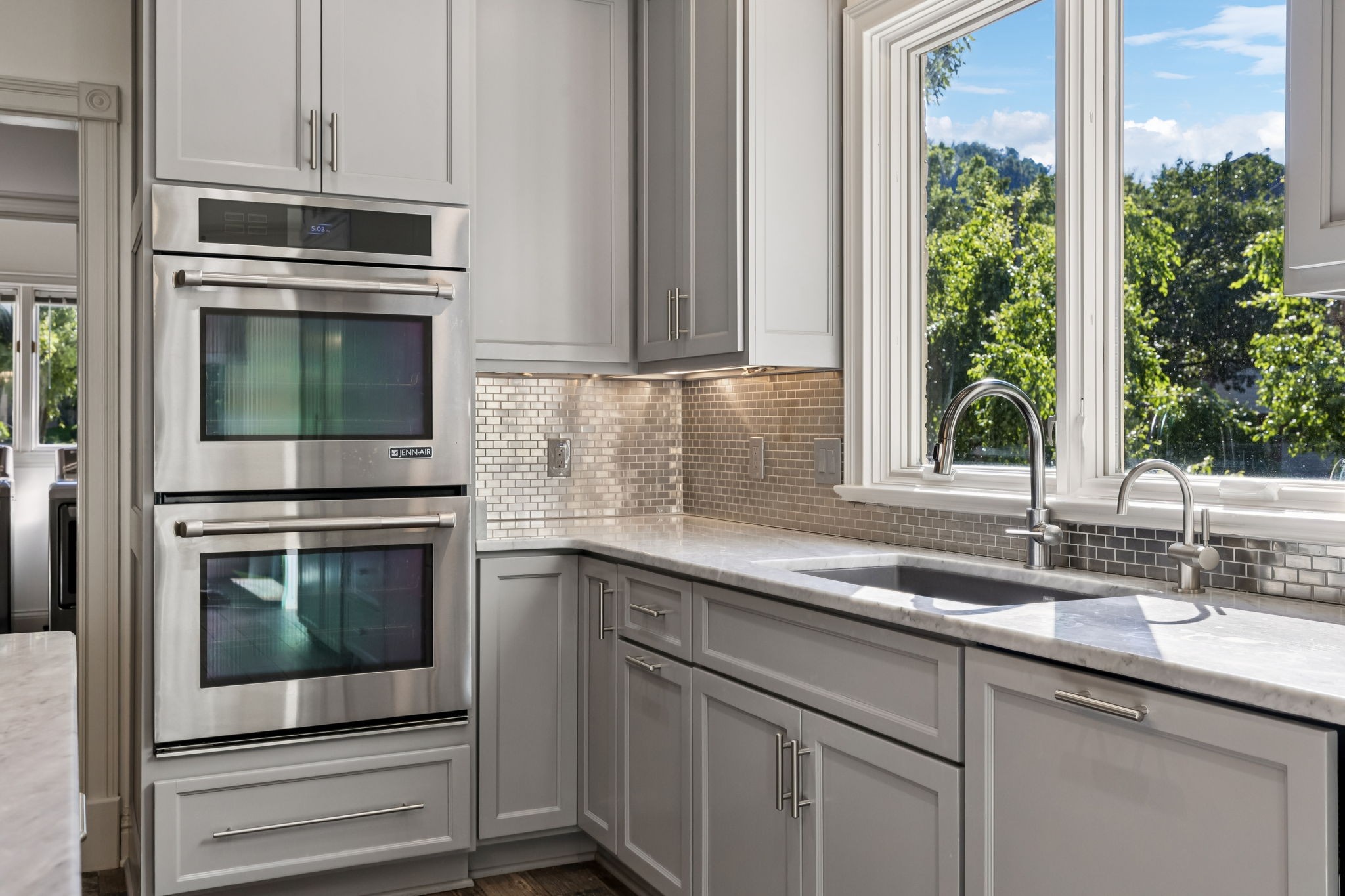  827 Maxwell Ct, Nashville, TN, 37220 - 物件實景