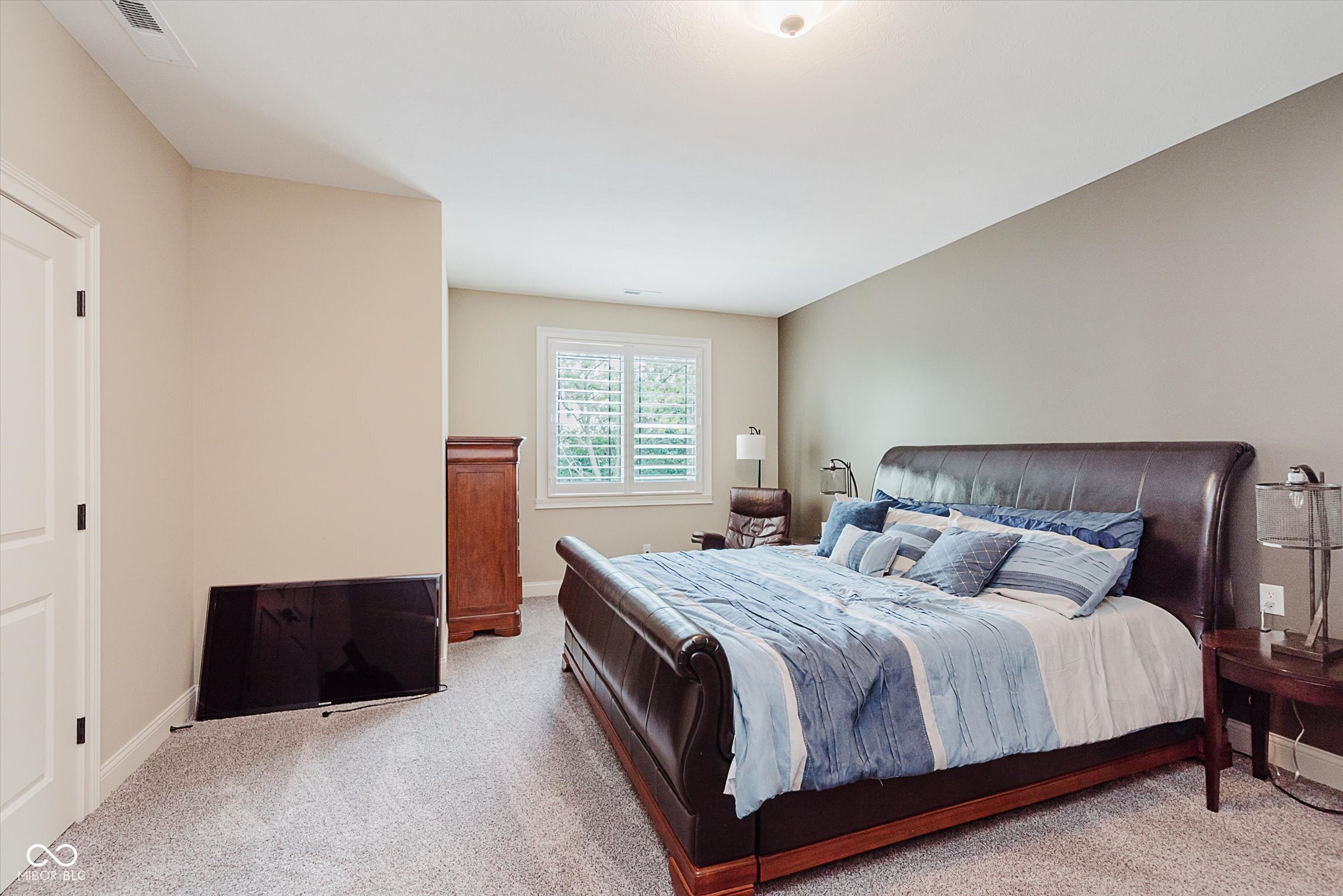 Greenwood, Indiana, 46143, United States, 5 Bedrooms Bedrooms, ,6 BathroomsBathrooms,Residential,For Sale,1983006