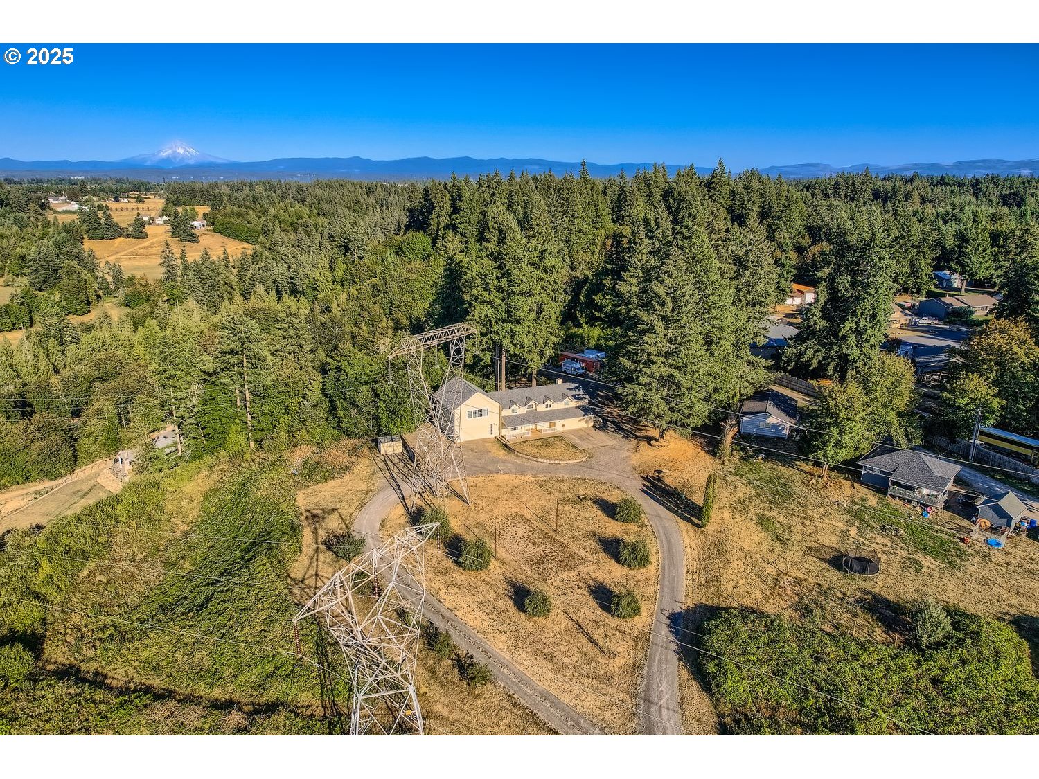 Oregoncity, Oregon, 97045, United States, 4 Bedrooms Bedrooms, ,3 BathroomsBathrooms,Residential,For Sale,1924403