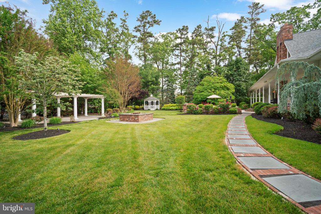 Hammonton, New Jersey, 08037, United States, 5 Bedrooms Bedrooms, ,5 BathroomsBathrooms,Residential,For Sale,1834534