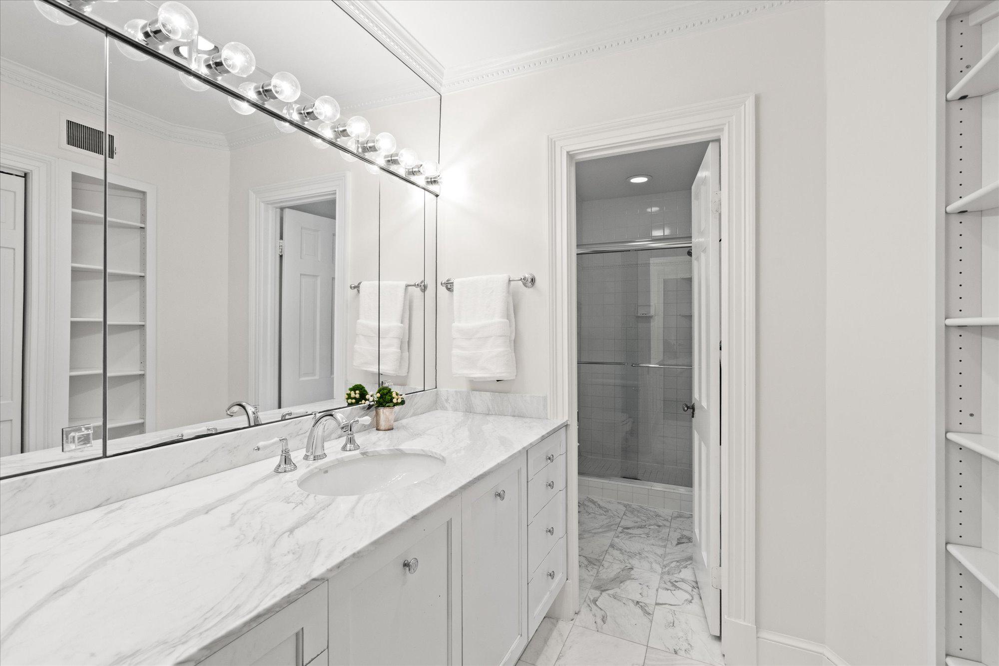  7030 Longwood Drive, Bethesda, MD 20817 - 物件實景