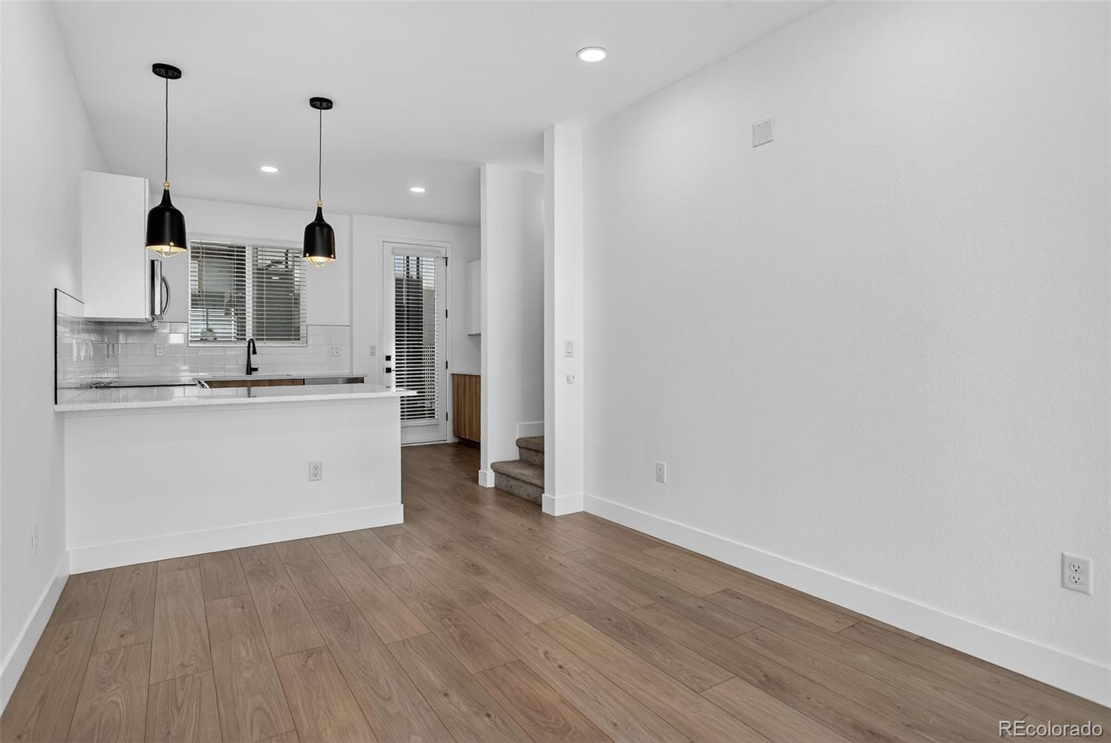 Denver, Colorado, 80212, United States, 2 Bedrooms Bedrooms, ,2 BathroomsBathrooms,Residential,For Sale,1951610