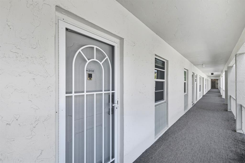 Longboat Key, Florida, 34228, United States, 2 Bedrooms Bedrooms, ,2 BathroomsBathrooms,Residential,For Sale,1991691
