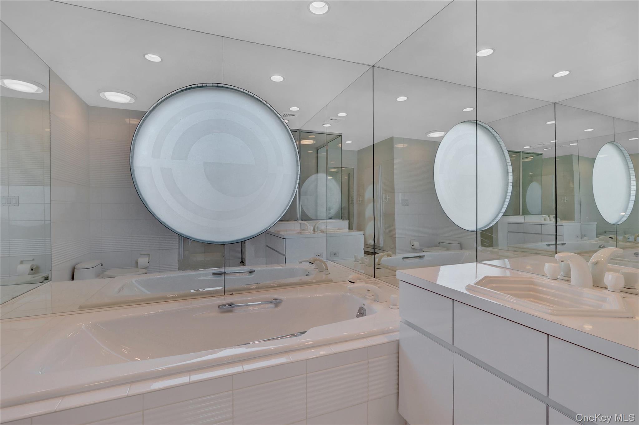 Bellmore, New York, 11710, United States, 4 Bedrooms Bedrooms, ,3 BathroomsBathrooms,Residential,For Sale,2013252