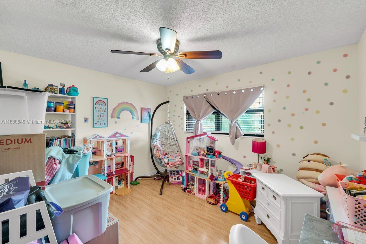 Miami, Florida, 33176, United States, 3 Bedrooms Bedrooms, ,3 BathroomsBathrooms,Residential,For Sale,1885670