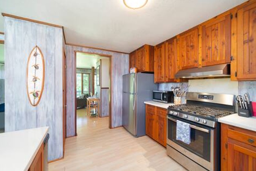 Keaau, Hawaii, 96749, United States, 4 Bedrooms Bedrooms, ,3 BathroomsBathrooms,Residential,For Sale,1859664