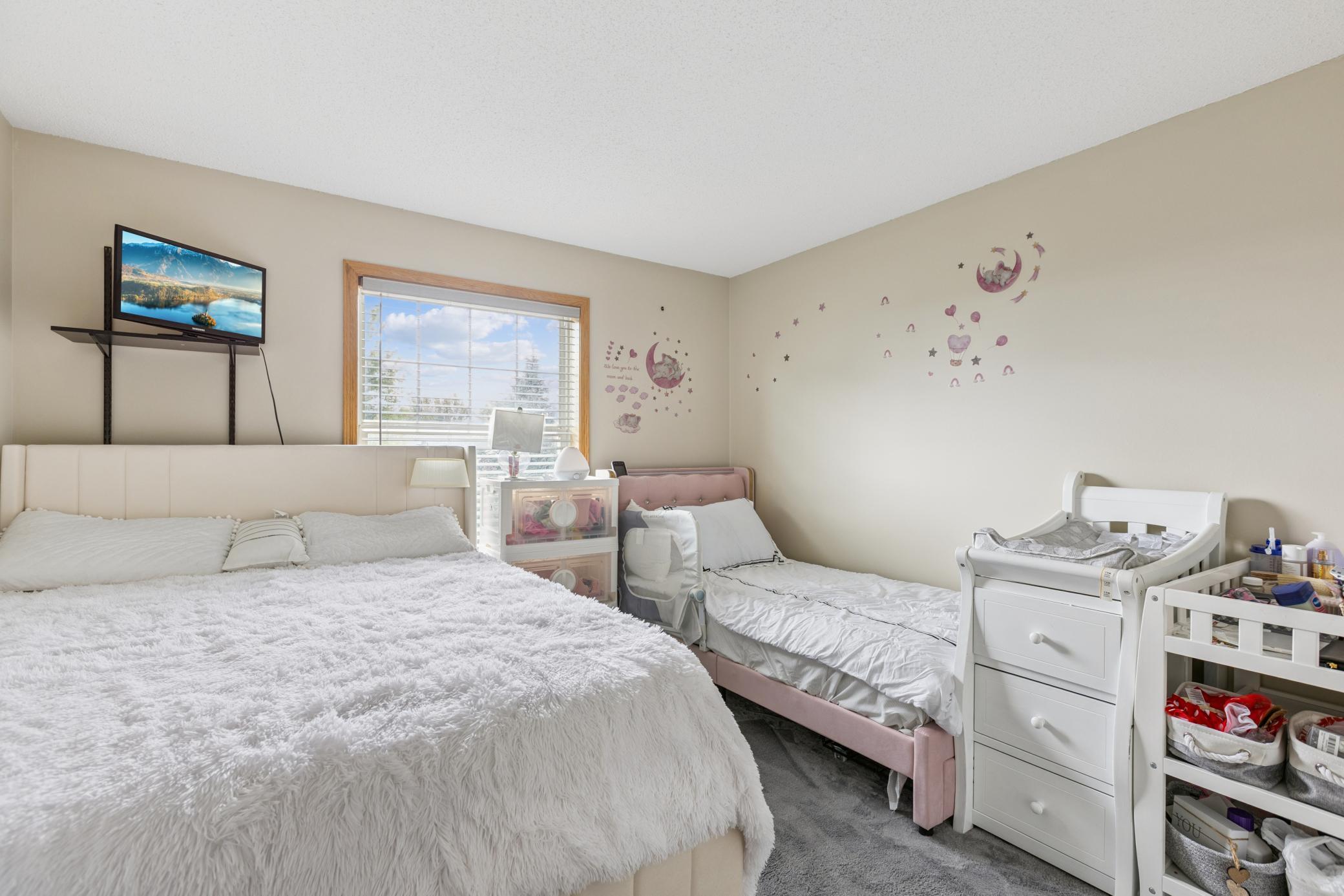 Saint Michael, Minnesota, 55376, United States, 5 Bedrooms Bedrooms, ,3 BathroomsBathrooms,Residential,For Sale,1942078