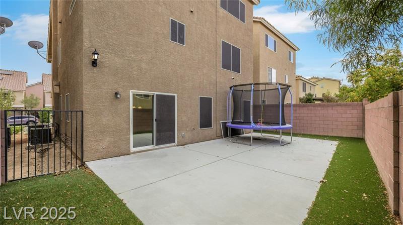 Las Vegas, Nevada, 89139, United States, 5 Bedrooms Bedrooms, ,4 BathroomsBathrooms,Residential,For Sale,1980975