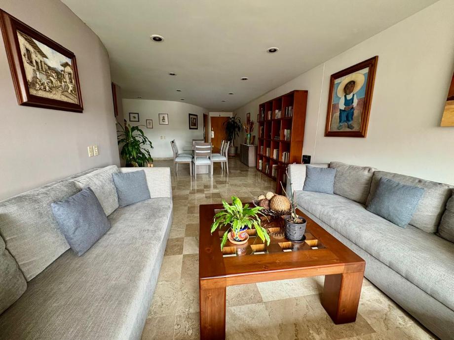 Cerrada de Tecamachalco, Miguel Hidalgo, Ciudad de México, 11650, Mexico, 3 Bedrooms Bedrooms, ,3 BathroomsBathrooms,Residential,For Sale,Cerrada de Tecamachalco,1444611