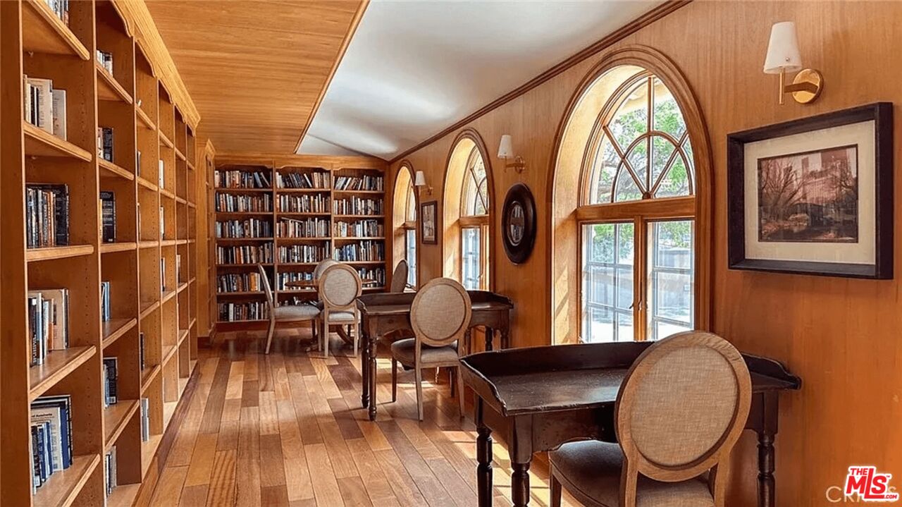 Calabasas, California, 91302, United States, 3 Bedrooms Bedrooms, ,2 BathroomsBathrooms,Residential,For Sale,2002954