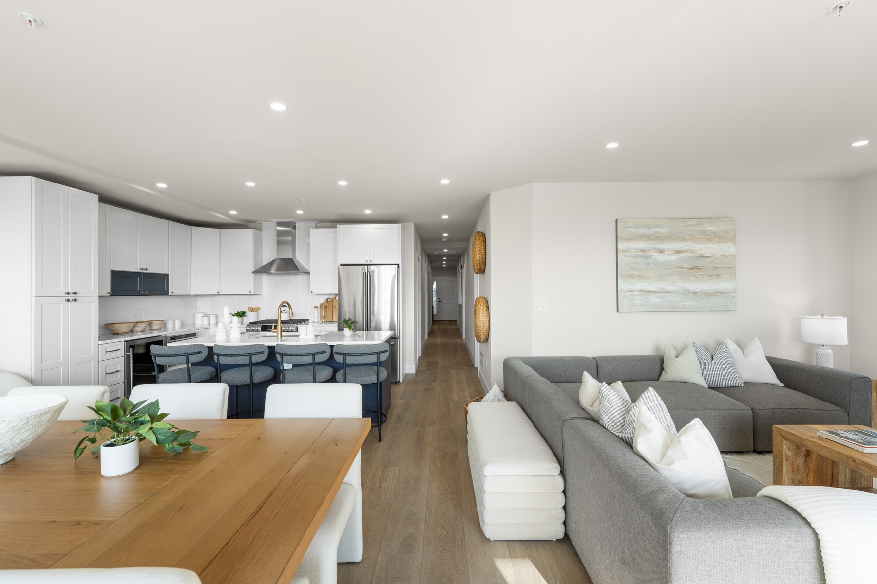  323 E Oak Avenue #101 - 物件實景