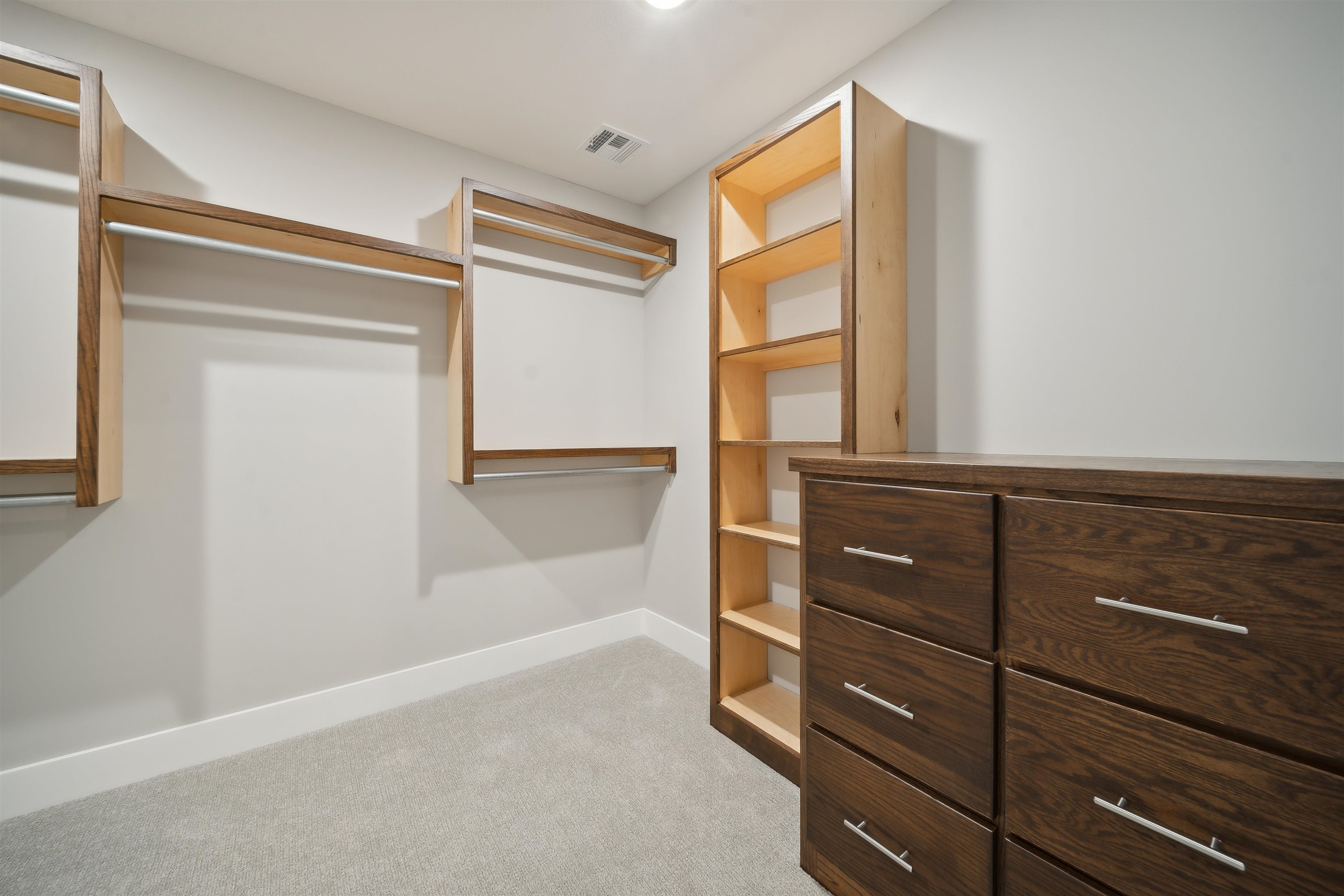 1626 S Dove Place, Goddard, Kansas, 67052, United States, 3 Bedrooms Bedrooms, ,3 BathroomsBathrooms,Residential,For Sale,1626 S Dove Place,1655934