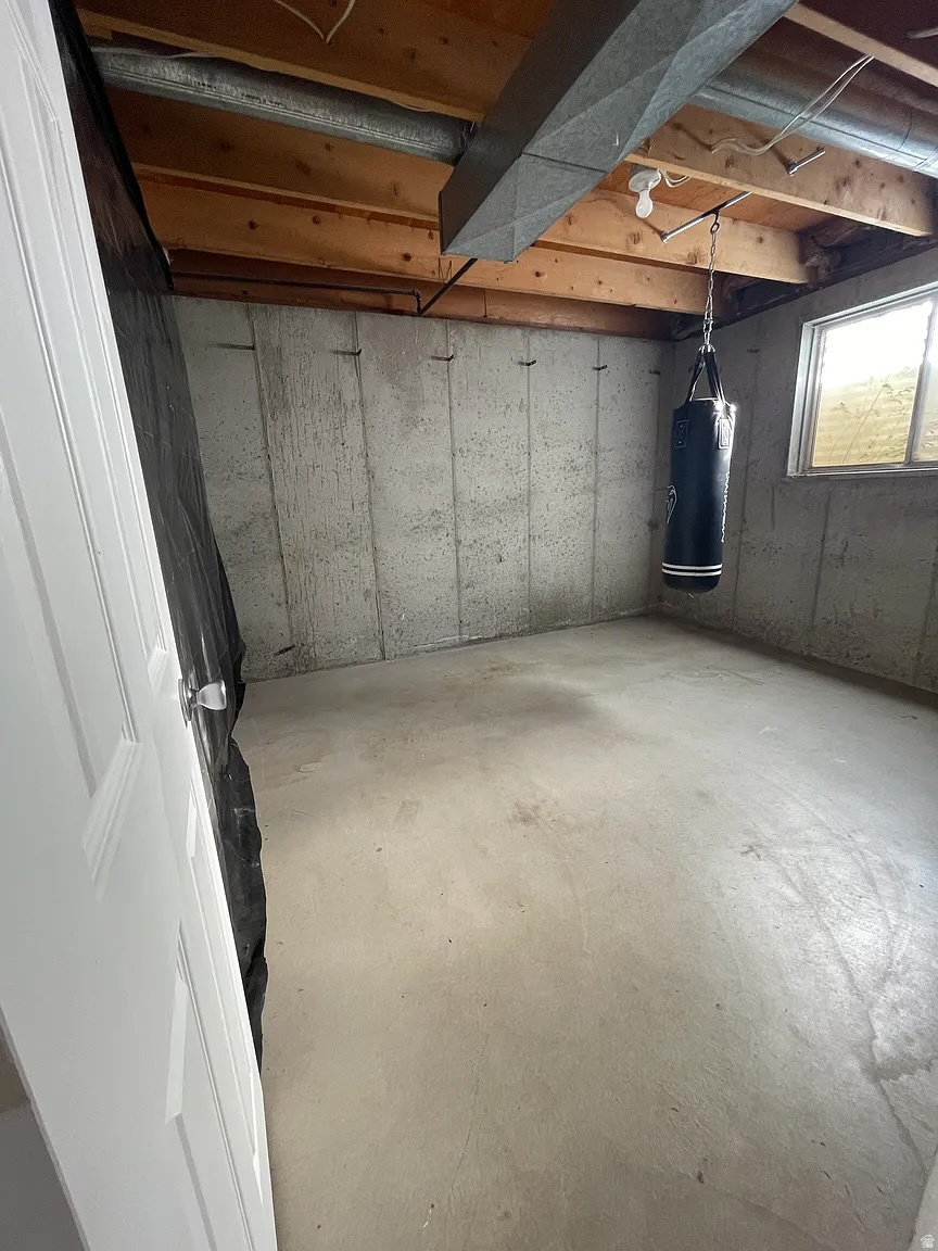 American Fork, Utah, 84003, United States, 4 Bedrooms Bedrooms, ,1 BathroomBathrooms,Residential,For Sale,2008531