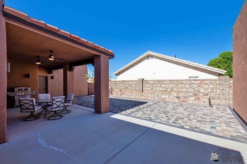 Yuma, Arizona, 85367, United States, 3 Bedrooms Bedrooms, ,2 BathroomsBathrooms,Residential,For Sale,1976192