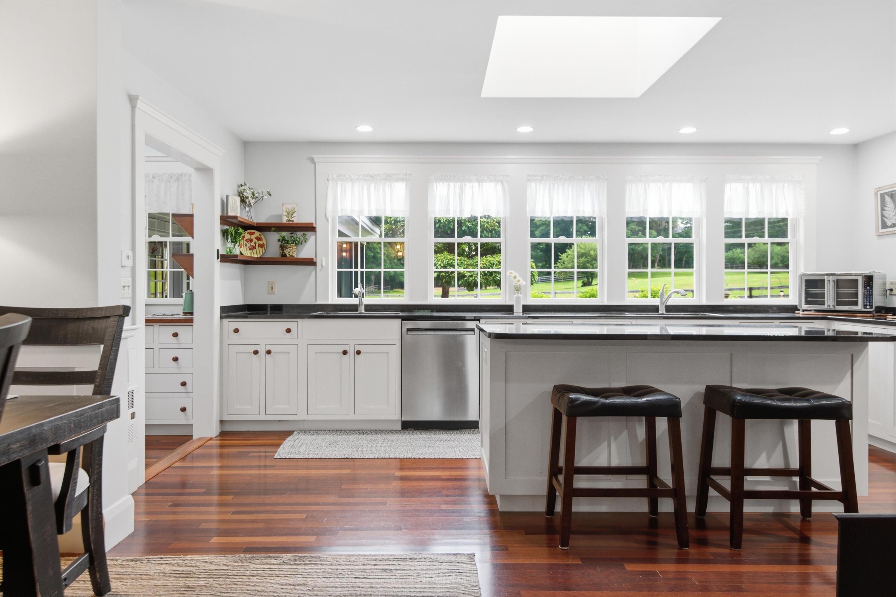  216 Salmon Falls Road - 物件實景