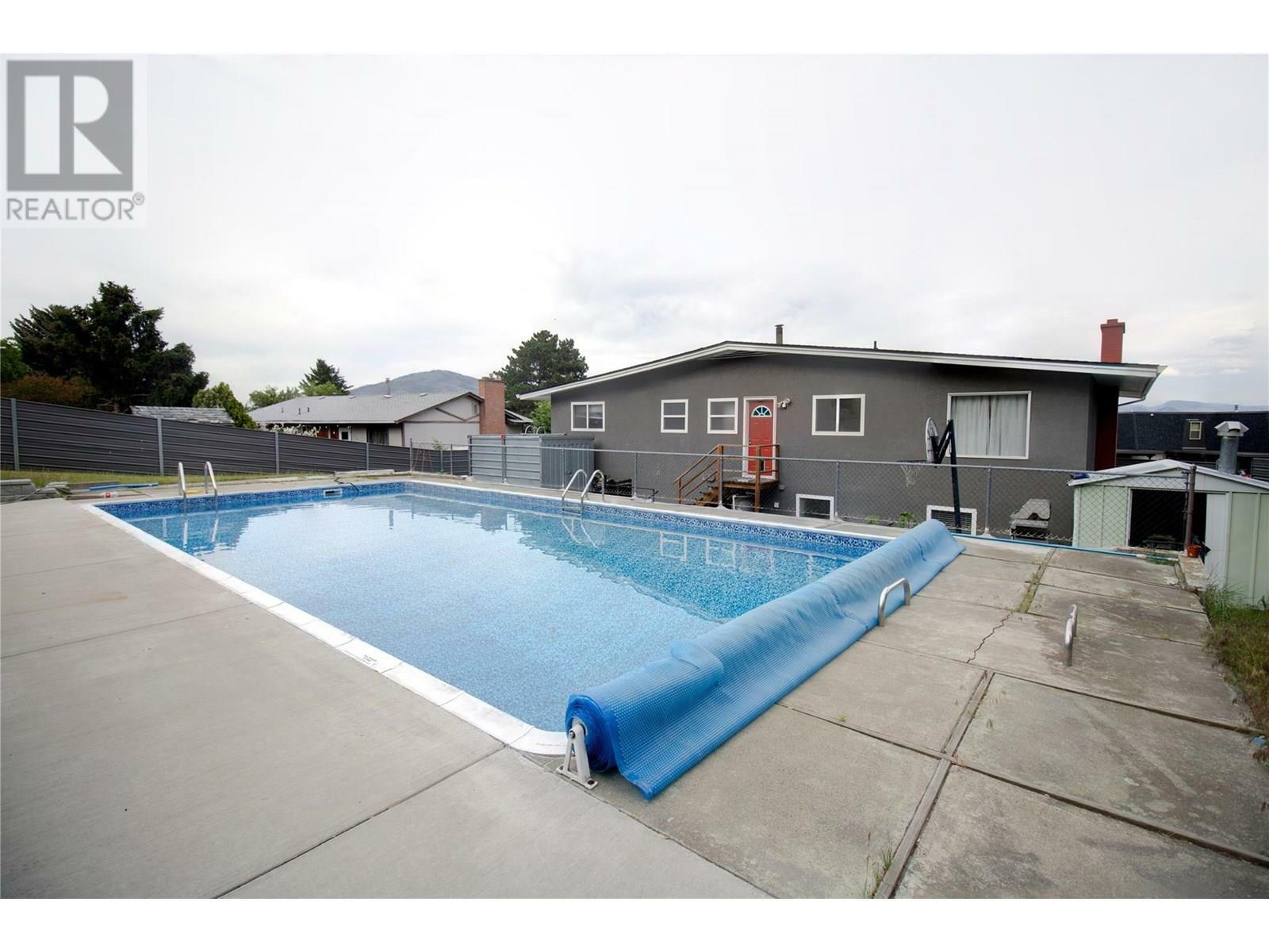 KAMLOOPS, British Columbia, V2C 1T2, CA, 5 Bedrooms Bedrooms, ,2 BathroomsBathrooms,Residential,For Sale,1839266