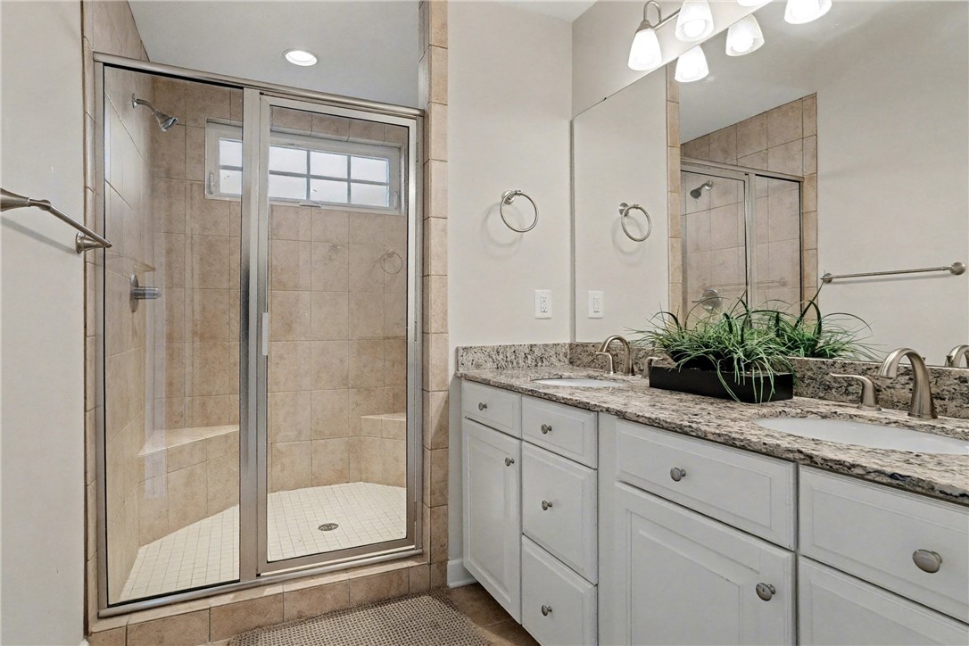 Marshall, Pennsylvania, 16046, United States, 4 Bedrooms Bedrooms, ,4 BathroomsBathrooms,Residential,For Sale,1998104