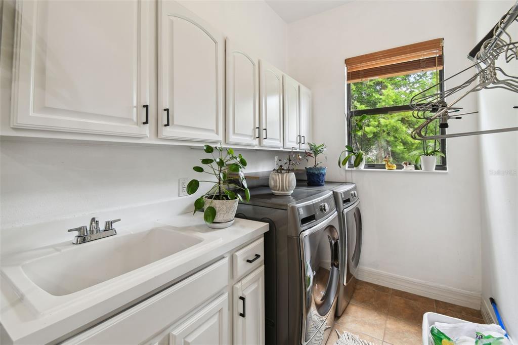 Hudson, Florida, 34669, United States, 4 Bedrooms Bedrooms, ,3 BathroomsBathrooms,Residential,For Sale,1869987