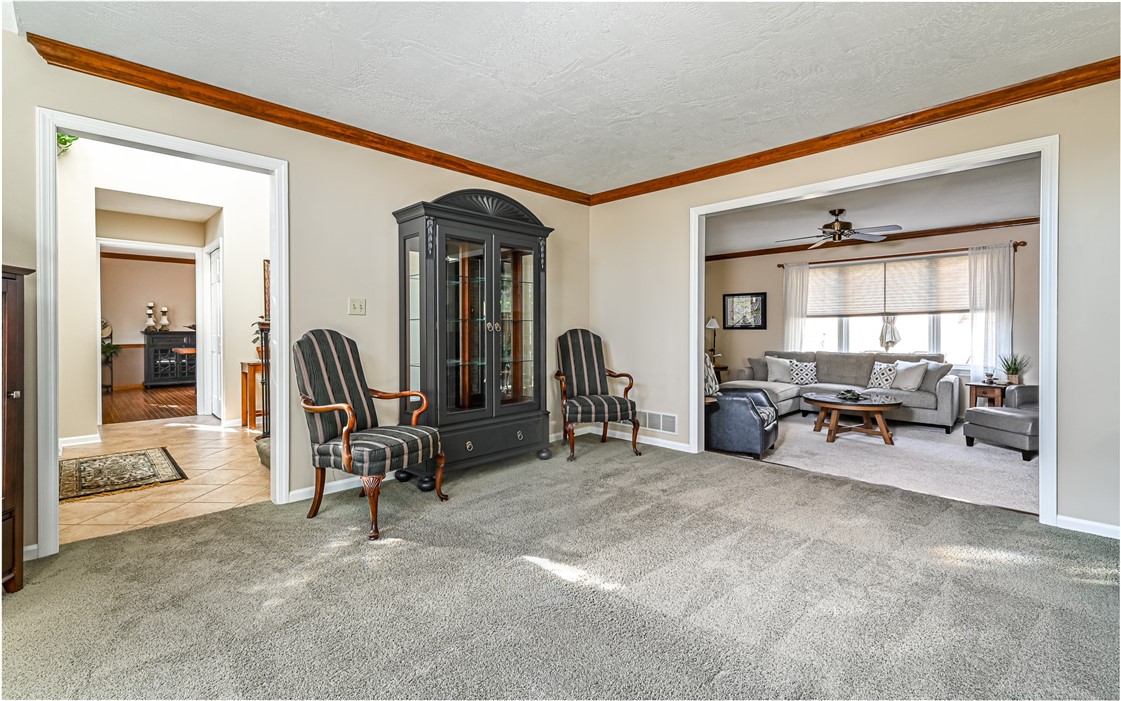 Pine Twp, Pennsylvania, 15090, United States, 4 Bedrooms Bedrooms, ,3 BathroomsBathrooms,Residential,For Sale,1987871