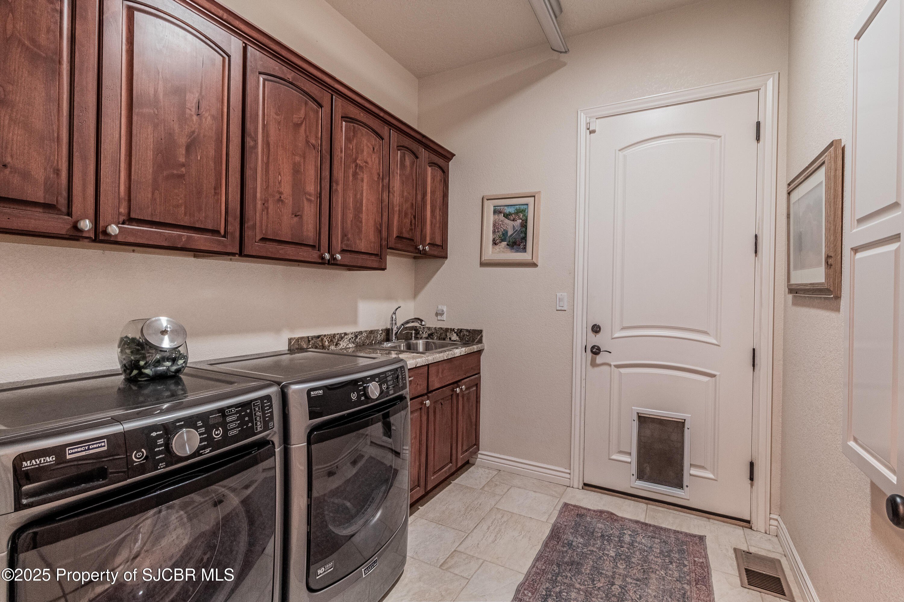 Aztec, New Mexico, 87410, United States, 4 Bedrooms Bedrooms, ,4 BathroomsBathrooms,Residential,For Sale,1857404