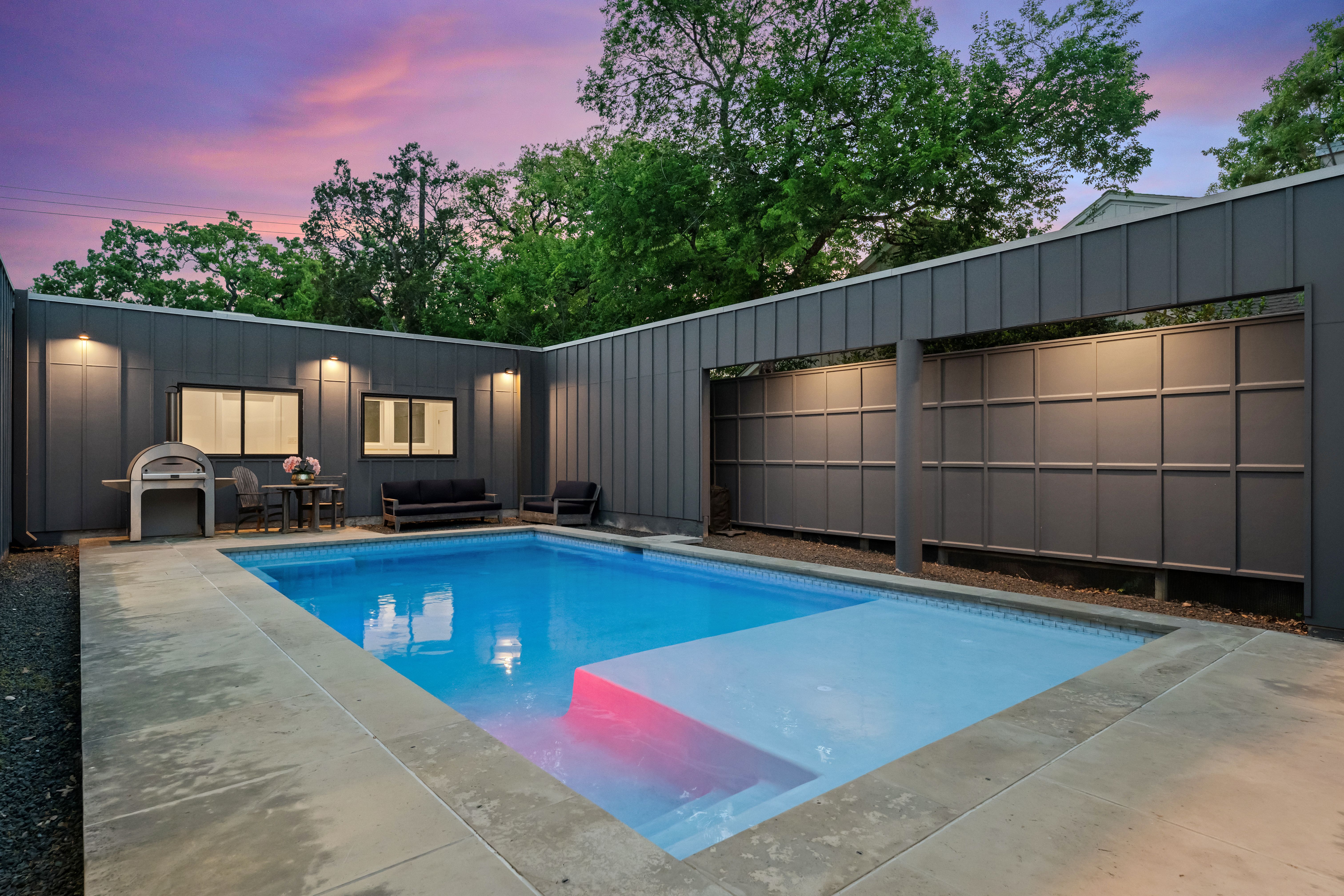  Bridle Path Modern - 物件實景