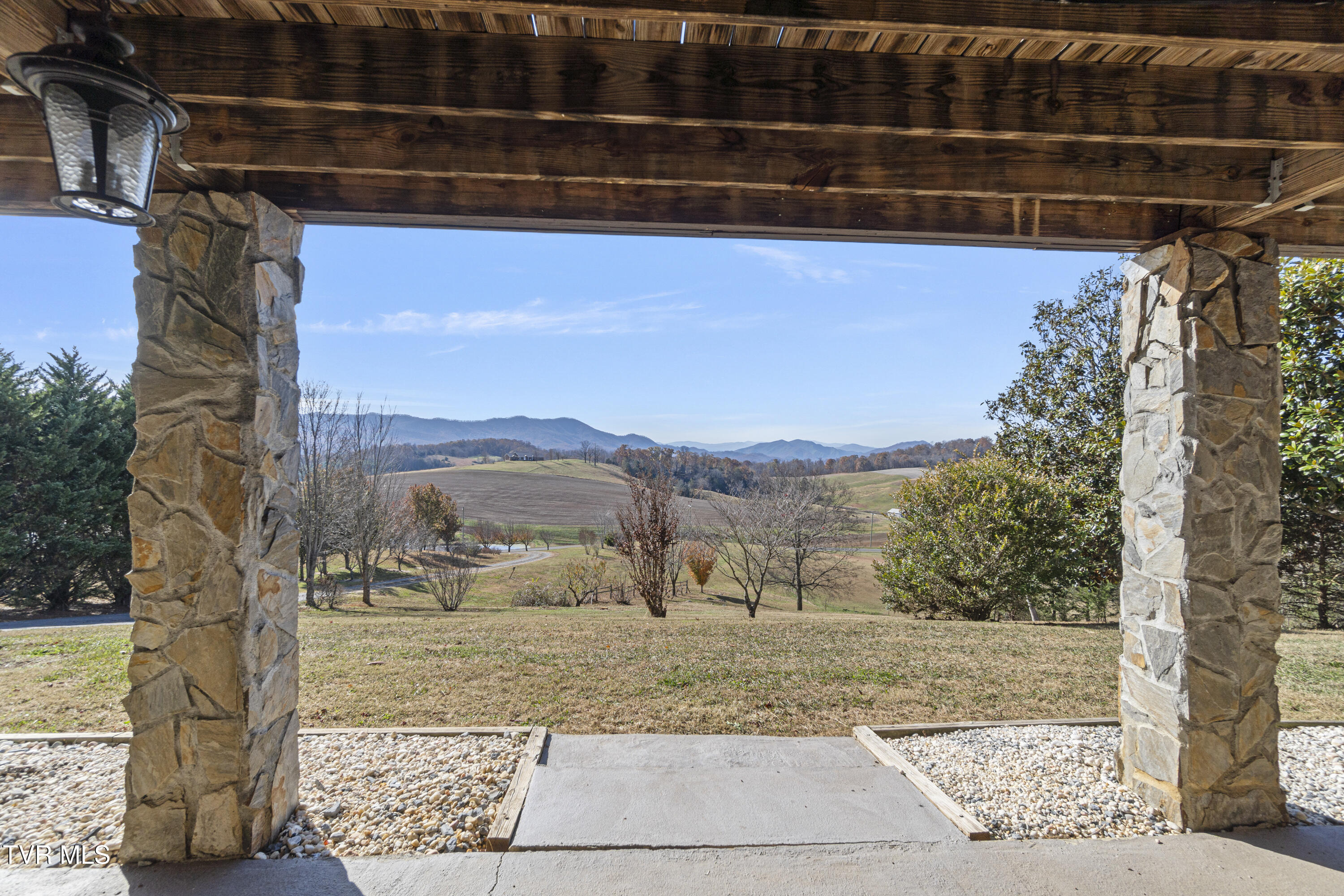 Parrottsville, Tennessee, 37843, United States, 5 Bedrooms Bedrooms, ,4 BathroomsBathrooms,Residential,For Sale,2005757