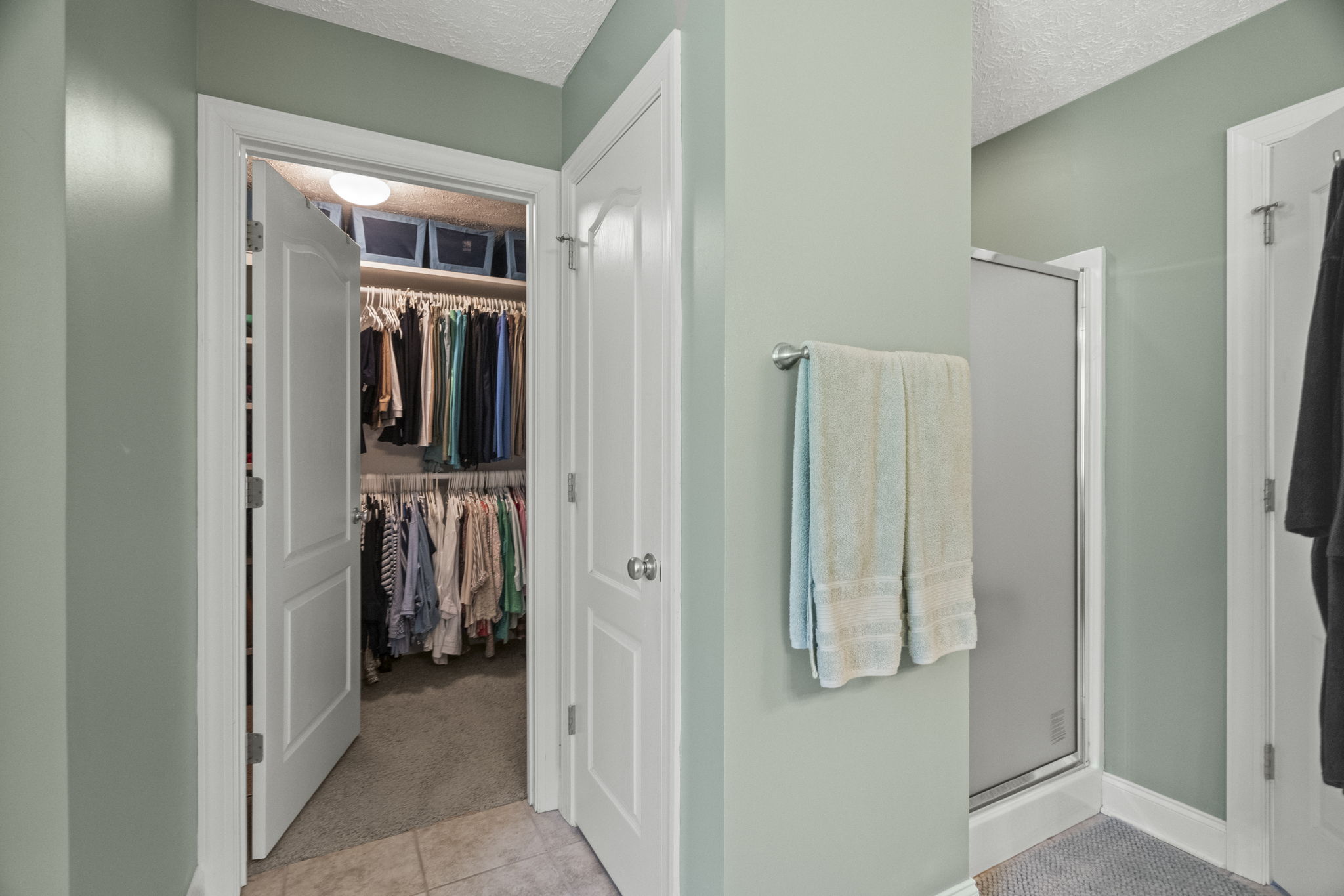 Ashland City, Tennessee, 37015, United States, 3 Bedrooms Bedrooms, ,3 BathroomsBathrooms,Residential,For Sale,1983979