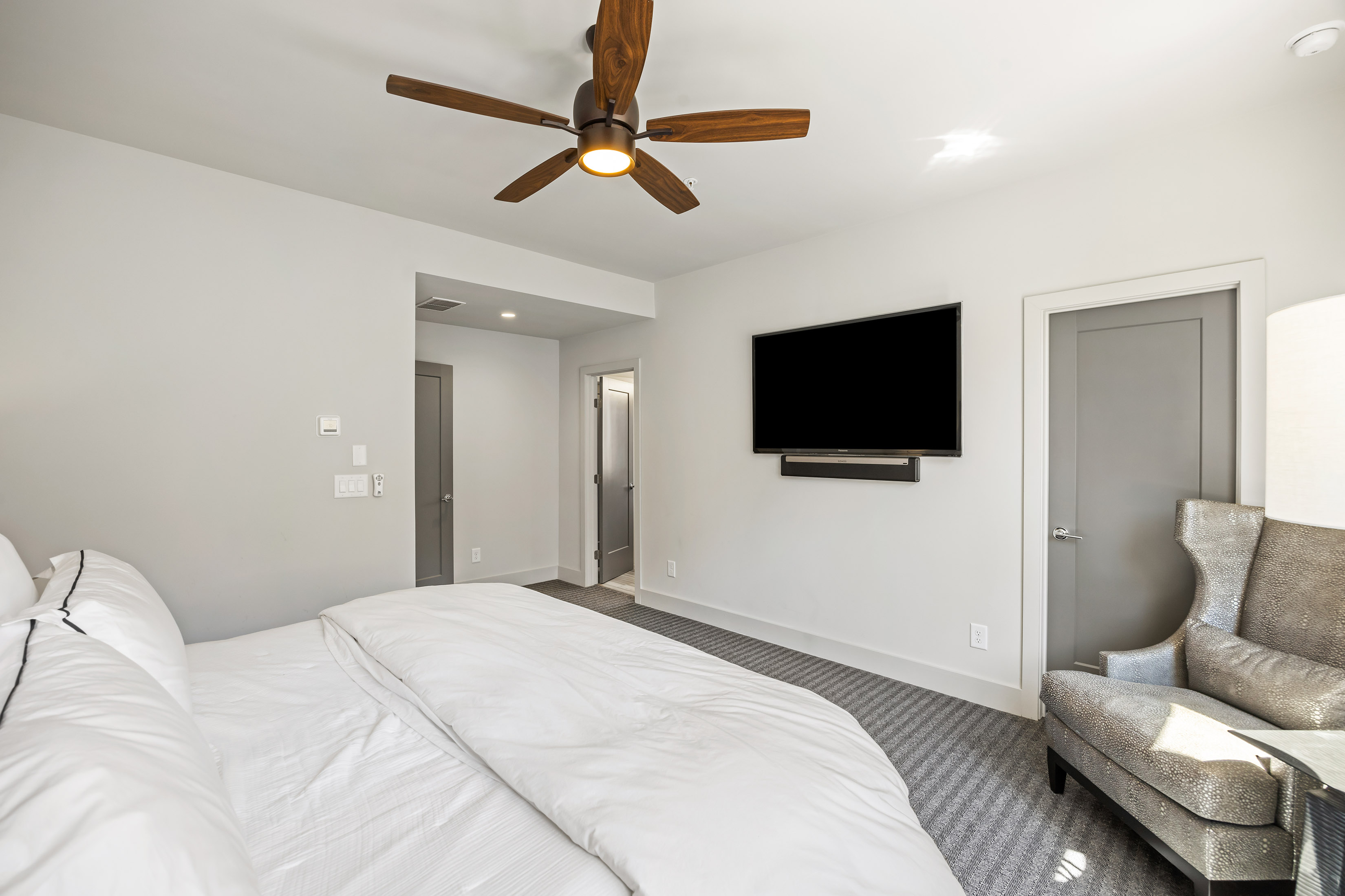  Striking Modern Townhouse at Chelsea Westside - 物件實景