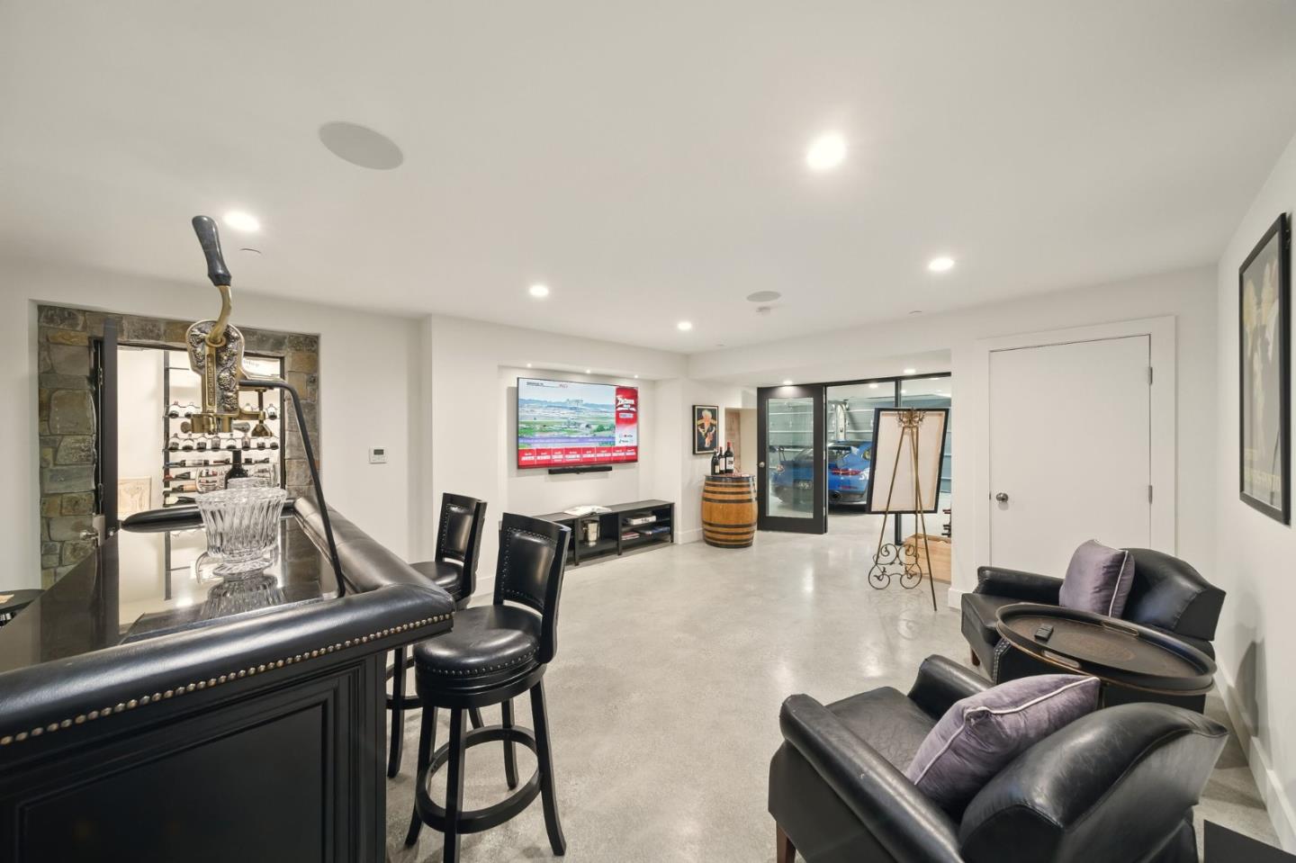 San Mateo, California, 94402, United States, 4 Bedrooms Bedrooms, ,6 BathroomsBathrooms,Residential,For Sale,1836989