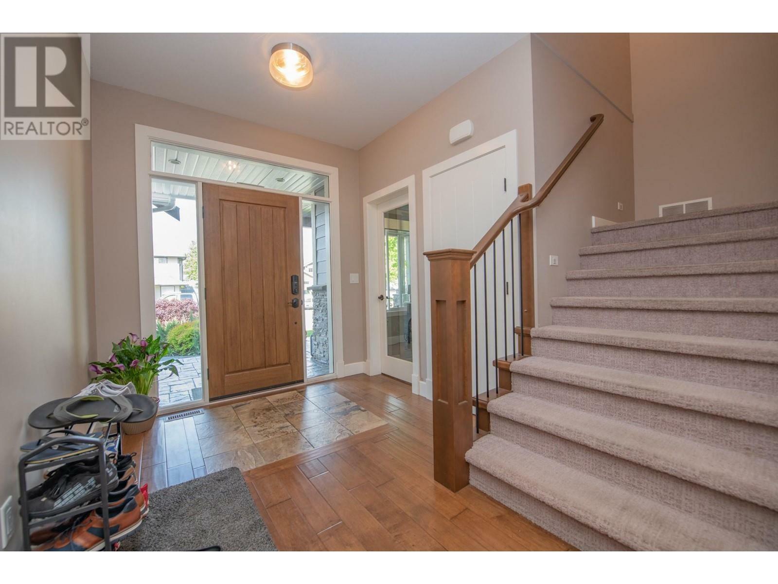 ARMSTRONG, British Columbia, V4Y 0X9, CA, 6 Bedrooms Bedrooms, ,3 BathroomsBathrooms,Residential,For Sale,1838697