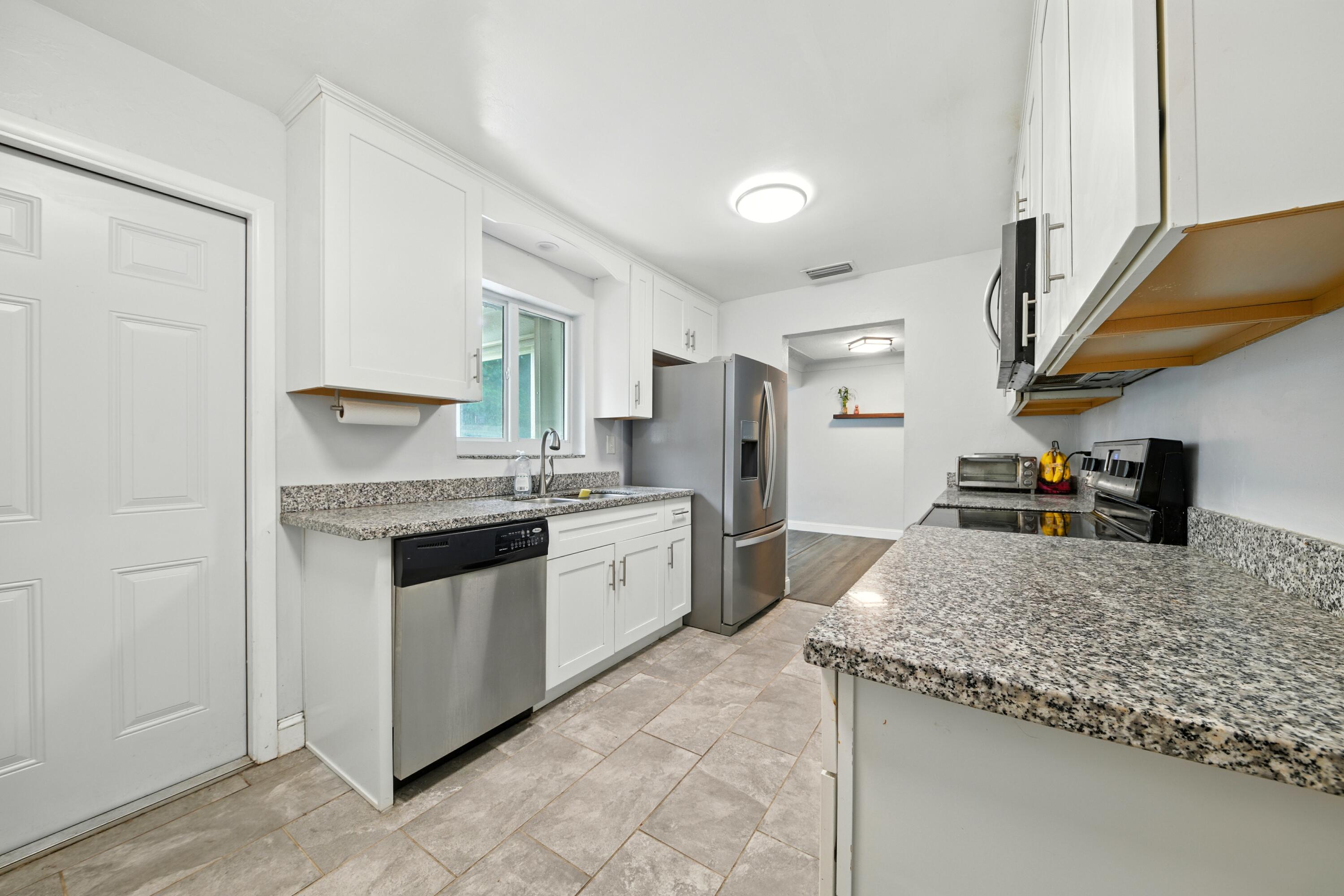 Boynton Beach, Florida, 33435, United States, 2 Bedrooms Bedrooms, ,2 BathroomsBathrooms,Residential,For Sale,1932647