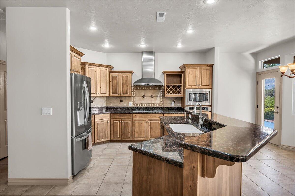 Washington, Utah, 84780, United States, 3 Bedrooms Bedrooms, ,2 BathroomsBathrooms,Residential,For Sale,1975260