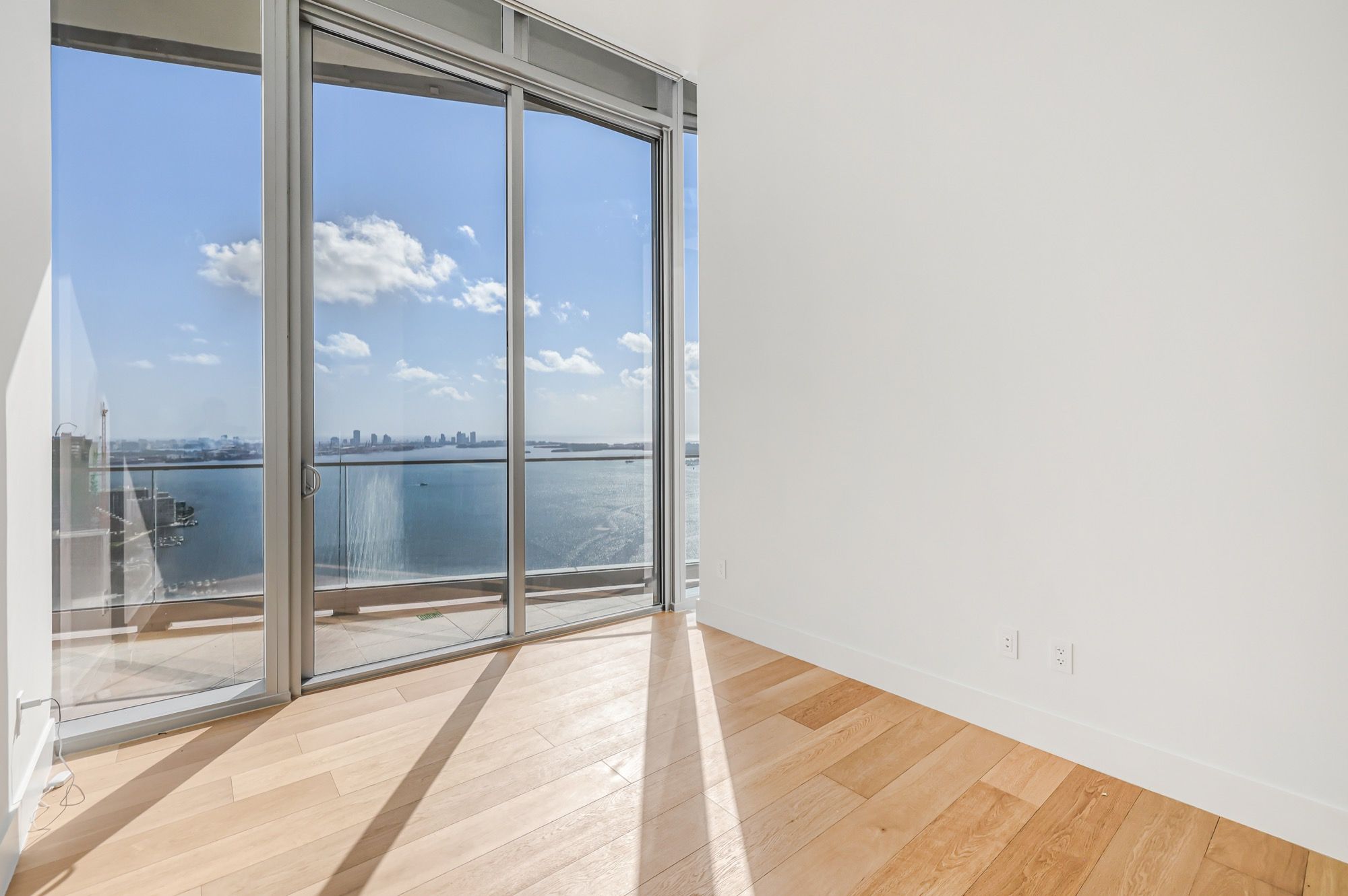  175 SE 25 Road, Miami, FL, 33129 - 物件實景