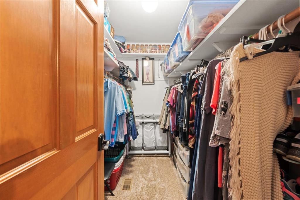 Cohutta, Georgia, 30710, United States, 3 Bedrooms Bedrooms, ,4 BathroomsBathrooms,Residential,For Sale,1998890