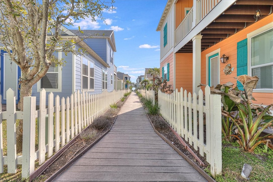 Rockport, Texas, 78382, United States, 3 Bedrooms Bedrooms, ,3 BathroomsBathrooms,Residential,For Sale,1711984