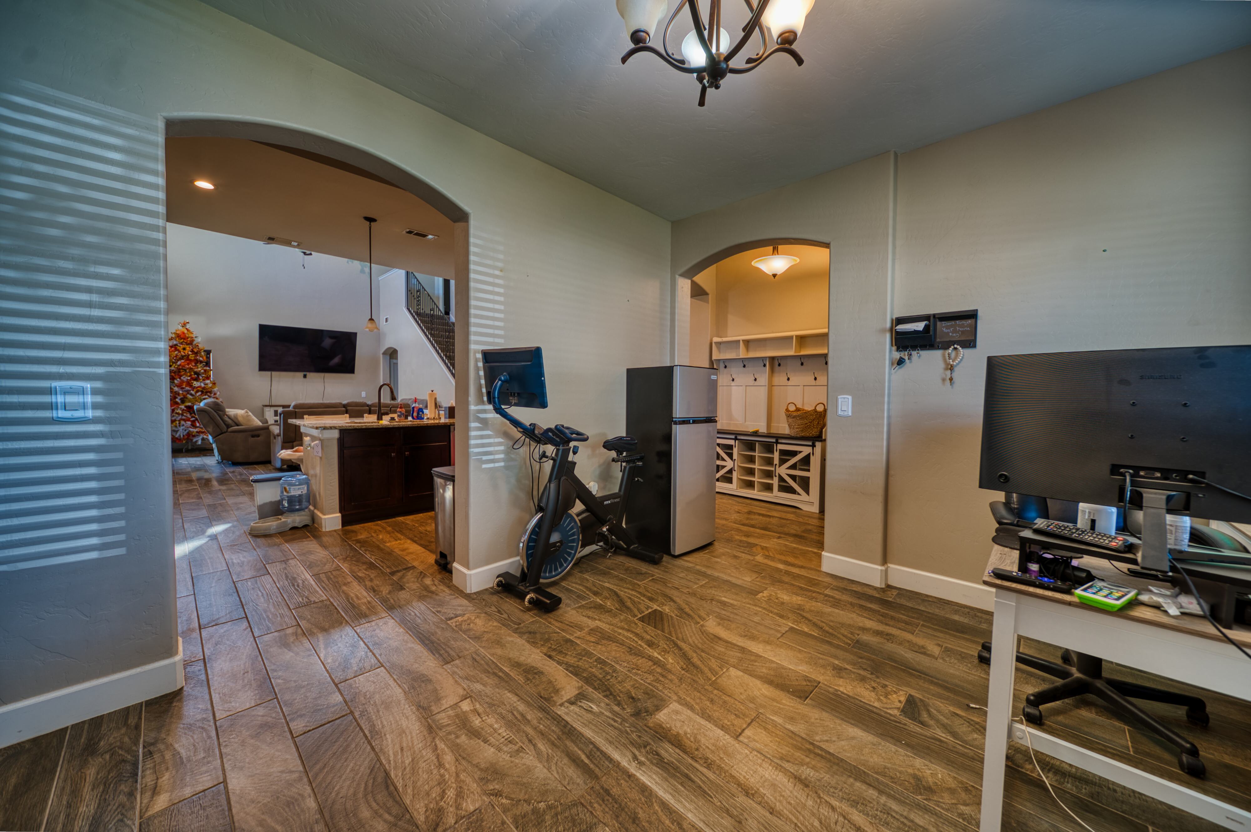 Carlsbad, New Mexico, 88220, United States, 4 Bedrooms Bedrooms, ,3 BathroomsBathrooms,Residential,For Sale,1975049