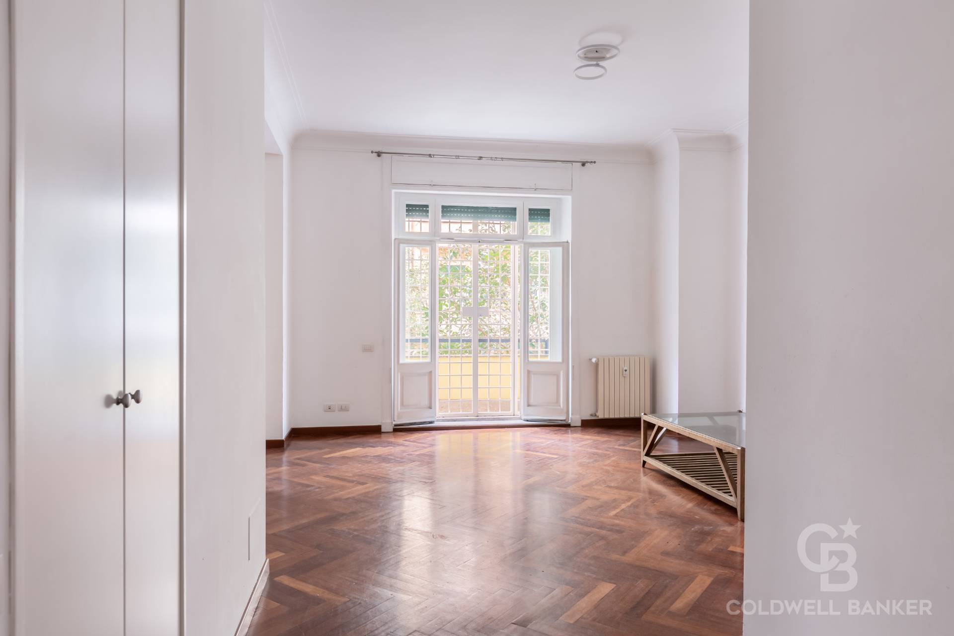 Roma, Roma, 00100, IT, 2 Bedrooms Bedrooms, ,2 BathroomsBathrooms,Residential,For Sale,1803956