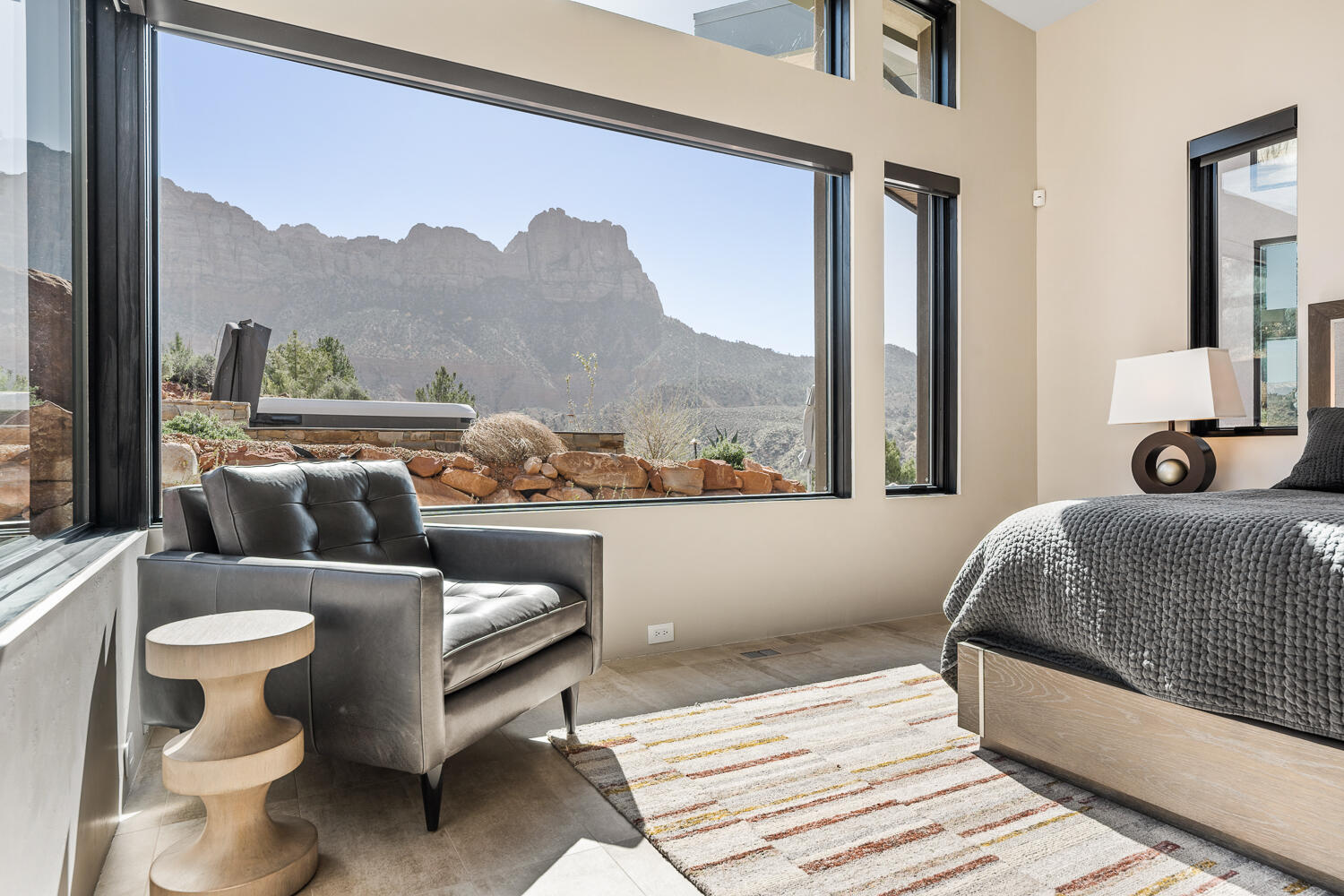 Springdale, Utah, 84767, United States, 4 Bedrooms Bedrooms, ,Residential,For Sale,1991496