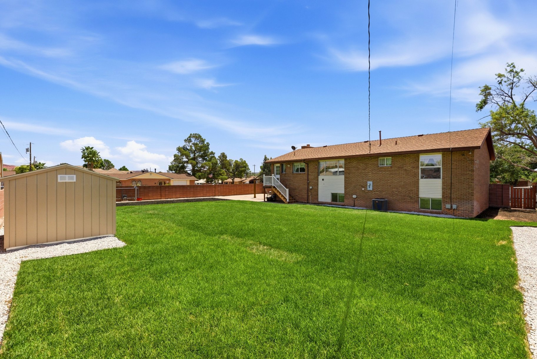  Beautiful Large Corner Lot in Santa Clara Utah__Lots of RV Parking - 物件實景