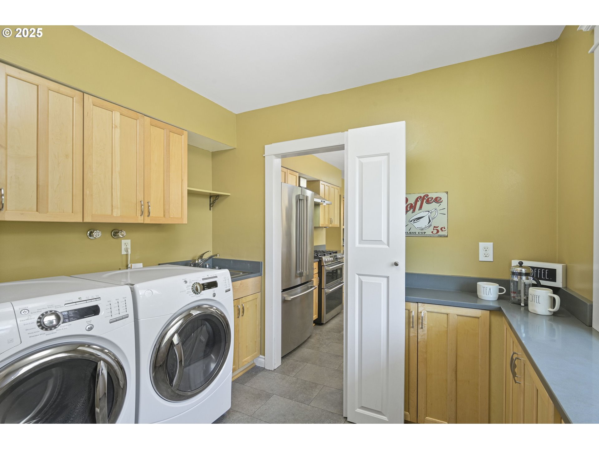 Portland, Oregon, 97225, United States, 3 Bedrooms Bedrooms, ,3 BathroomsBathrooms,Residential,For Sale,1787788