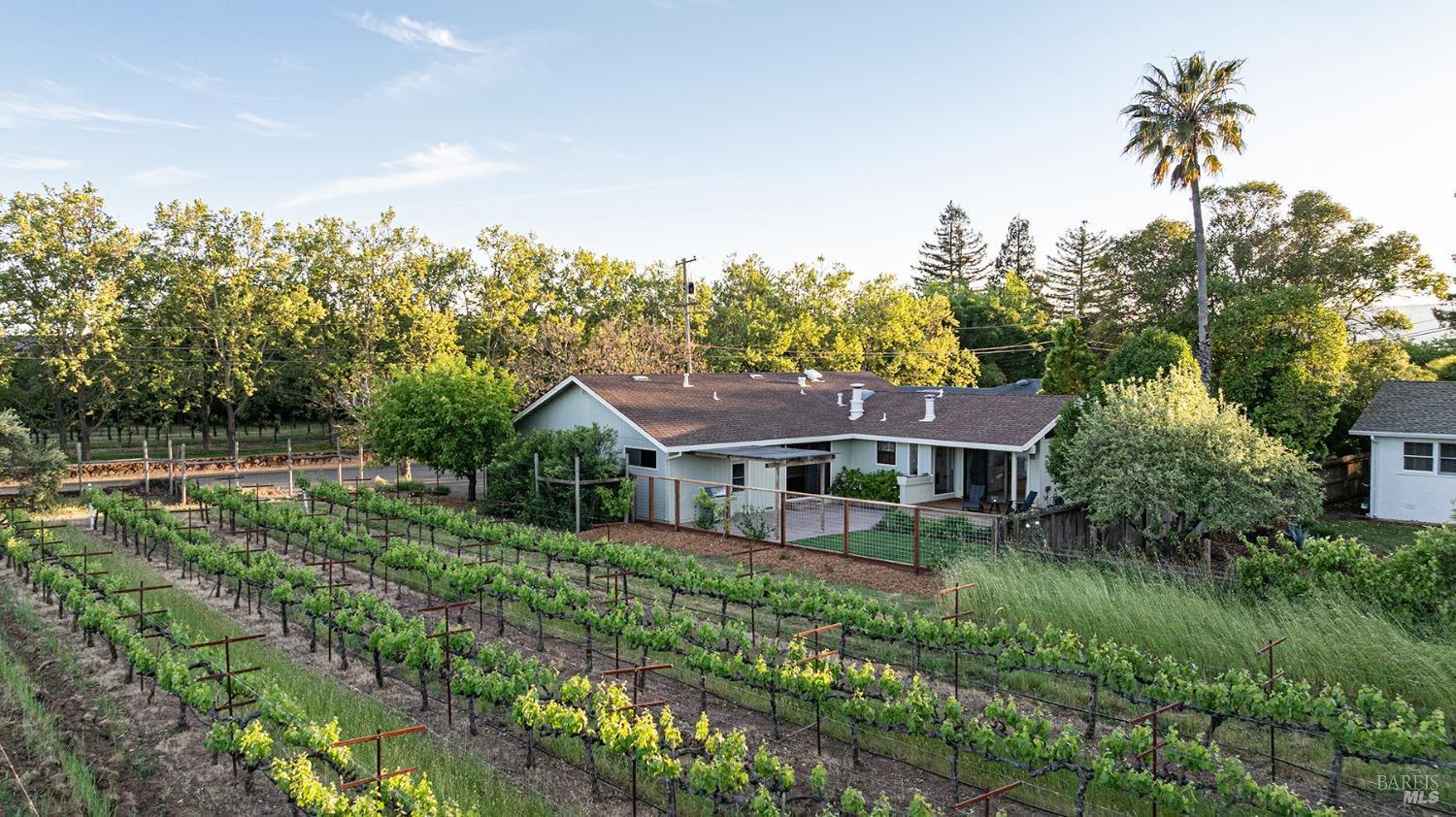 Sonoma, California, 95476, United States, 3 Bedrooms Bedrooms, ,2 BathroomsBathrooms,Residential,For Sale,1798326