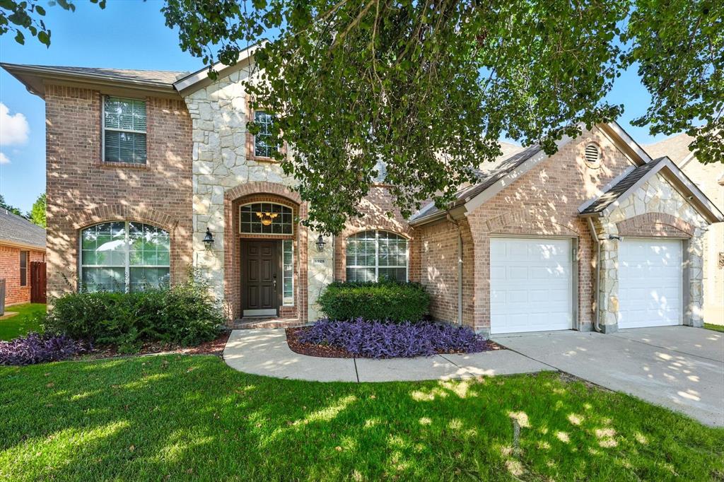 Grand Prairie, Texas, 75054, United States, 4 Bedrooms Bedrooms, ,4 BathroomsBathrooms,Residential,For Sale,1925878